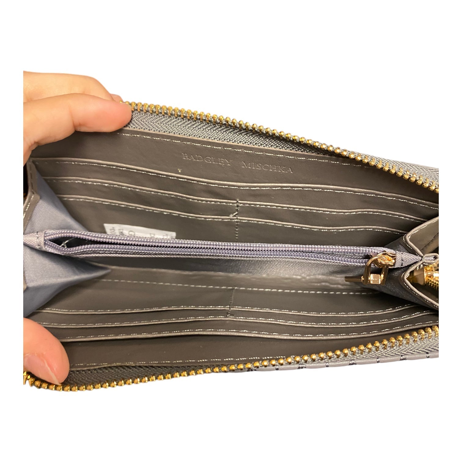 Wallet By Badgley Mischka. Size: Large