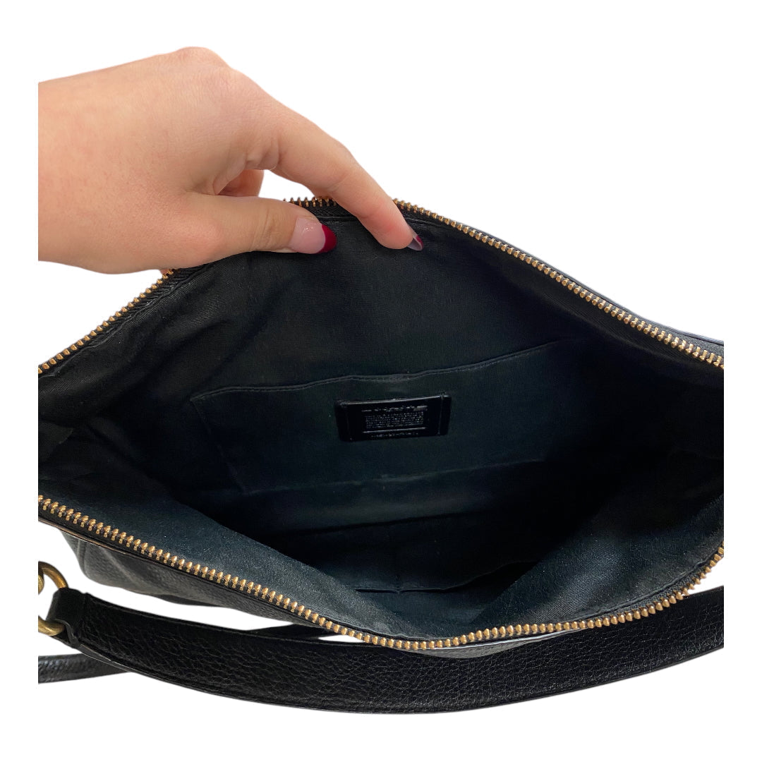 Handbag Designer By Coach. Size: Medium