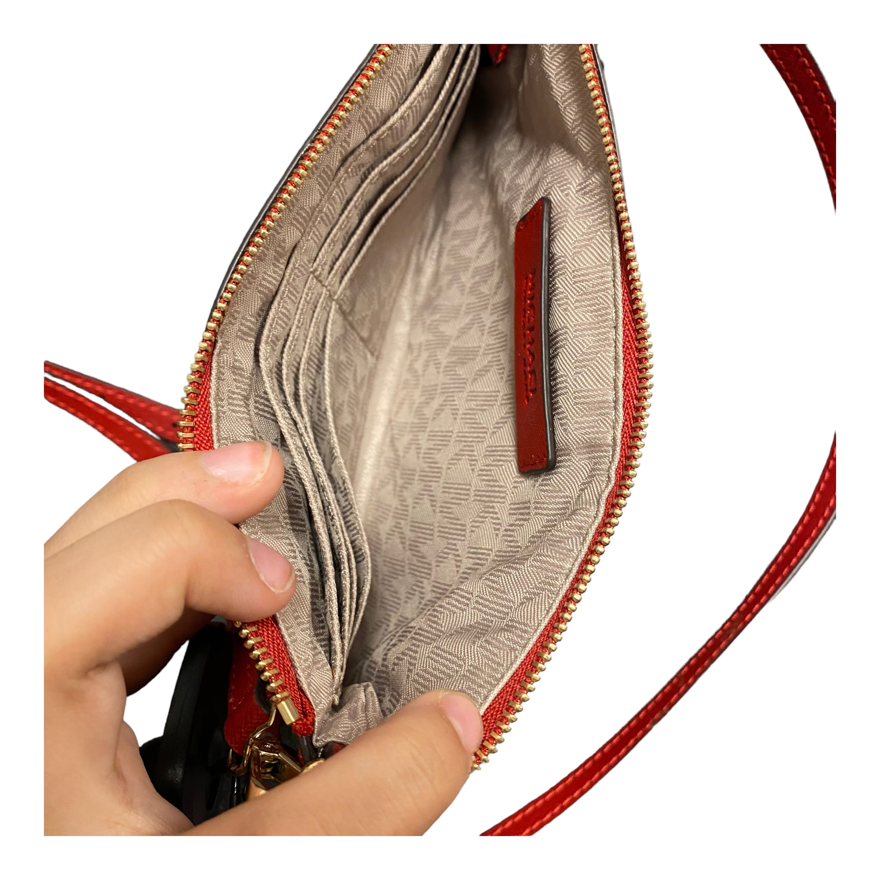 Handbag Designer By Michael Kors. Size: Small