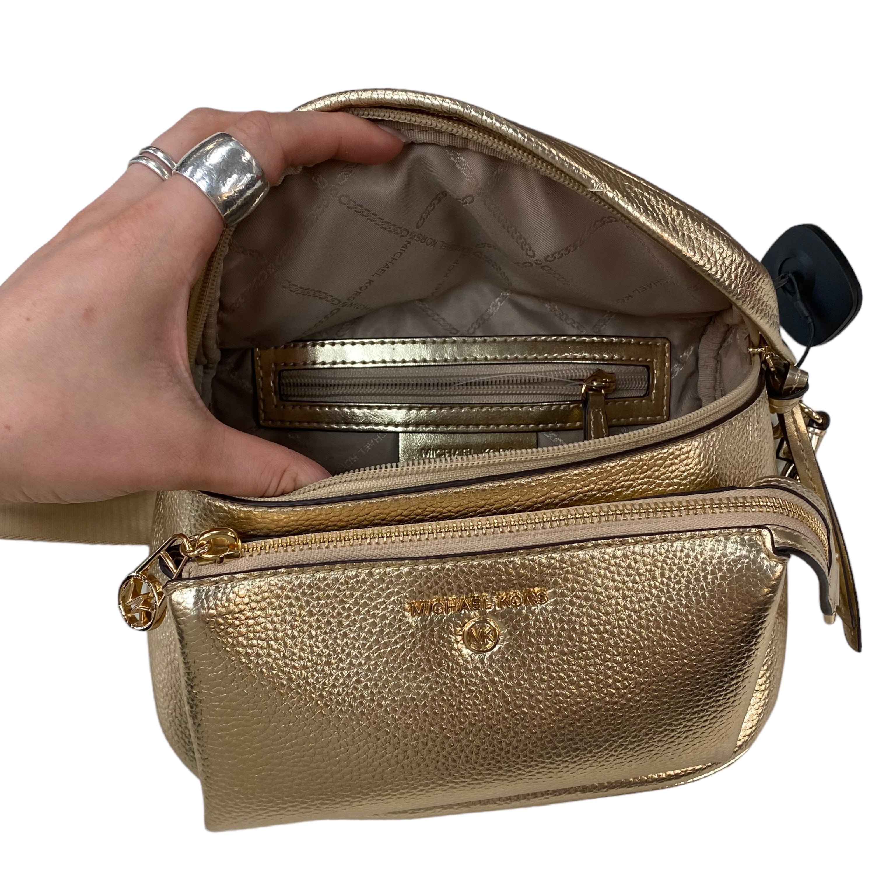 Gold Handbag Designer Michael Kors. Size Medium