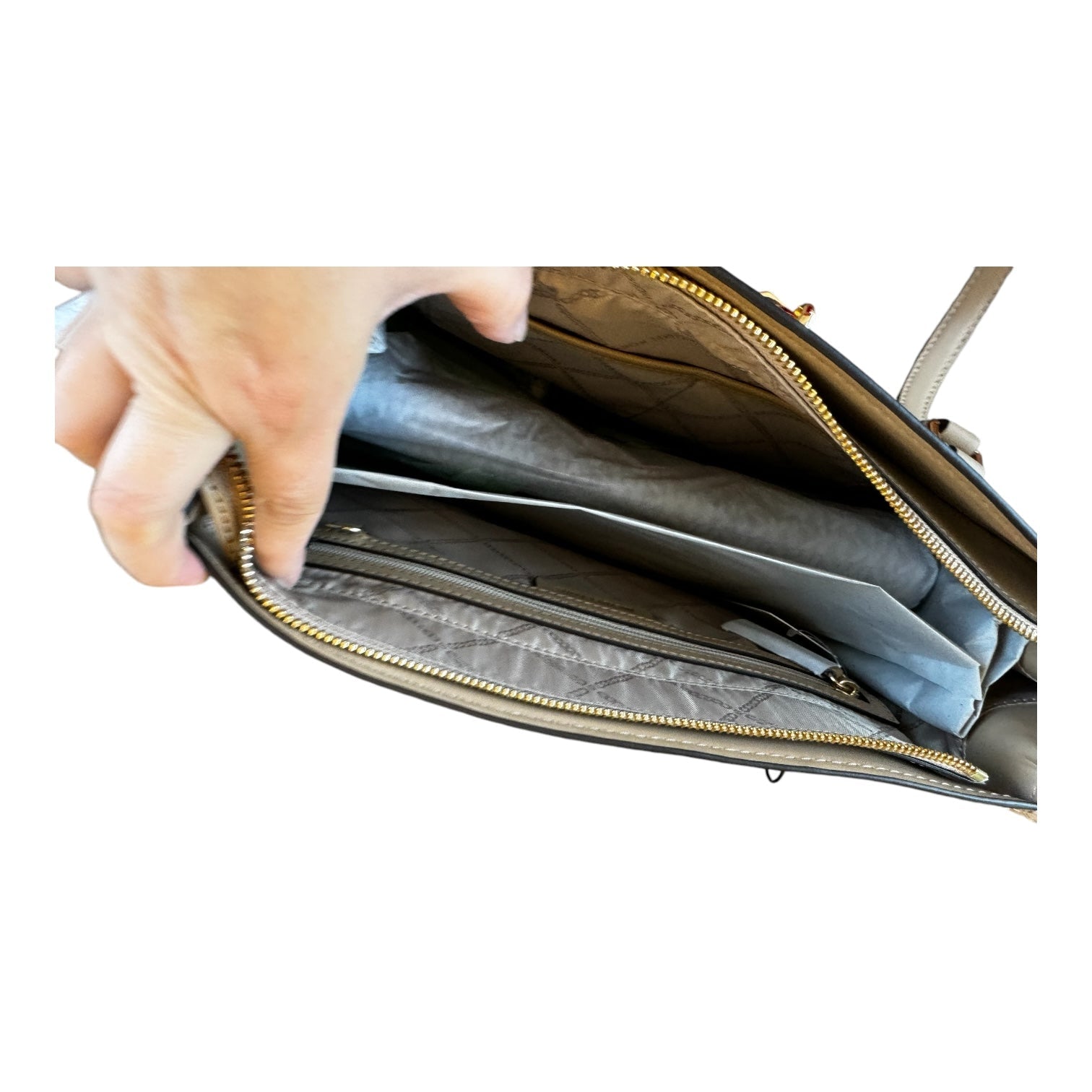 Handbag Designer By Michael Kors. Size: Large