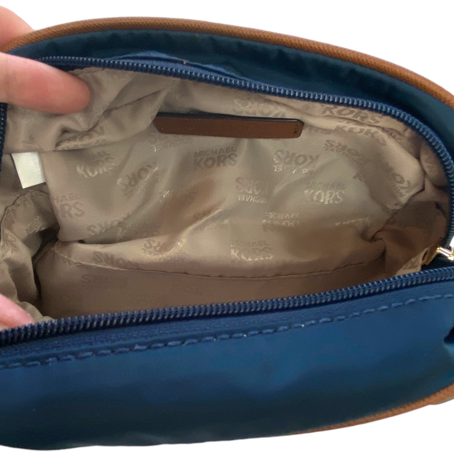 Wallet Designer By Michael Kors. Size: Small