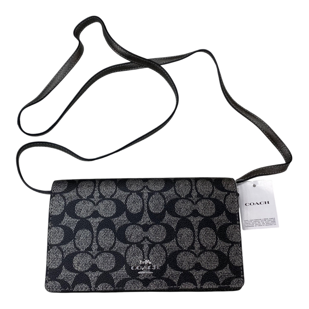 Handbag Designer By Coach. Size: Small