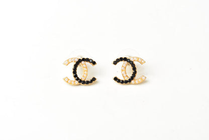 Top Quality Chanel Earrings CC Mark Pearl Motif Rhinestone Black/Gold
