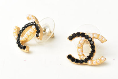 Top Quality Chanel Earrings CC Mark Pearl Motif Rhinestone Black/Gold
