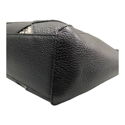 Handbag Designer By Coach. Size: Small