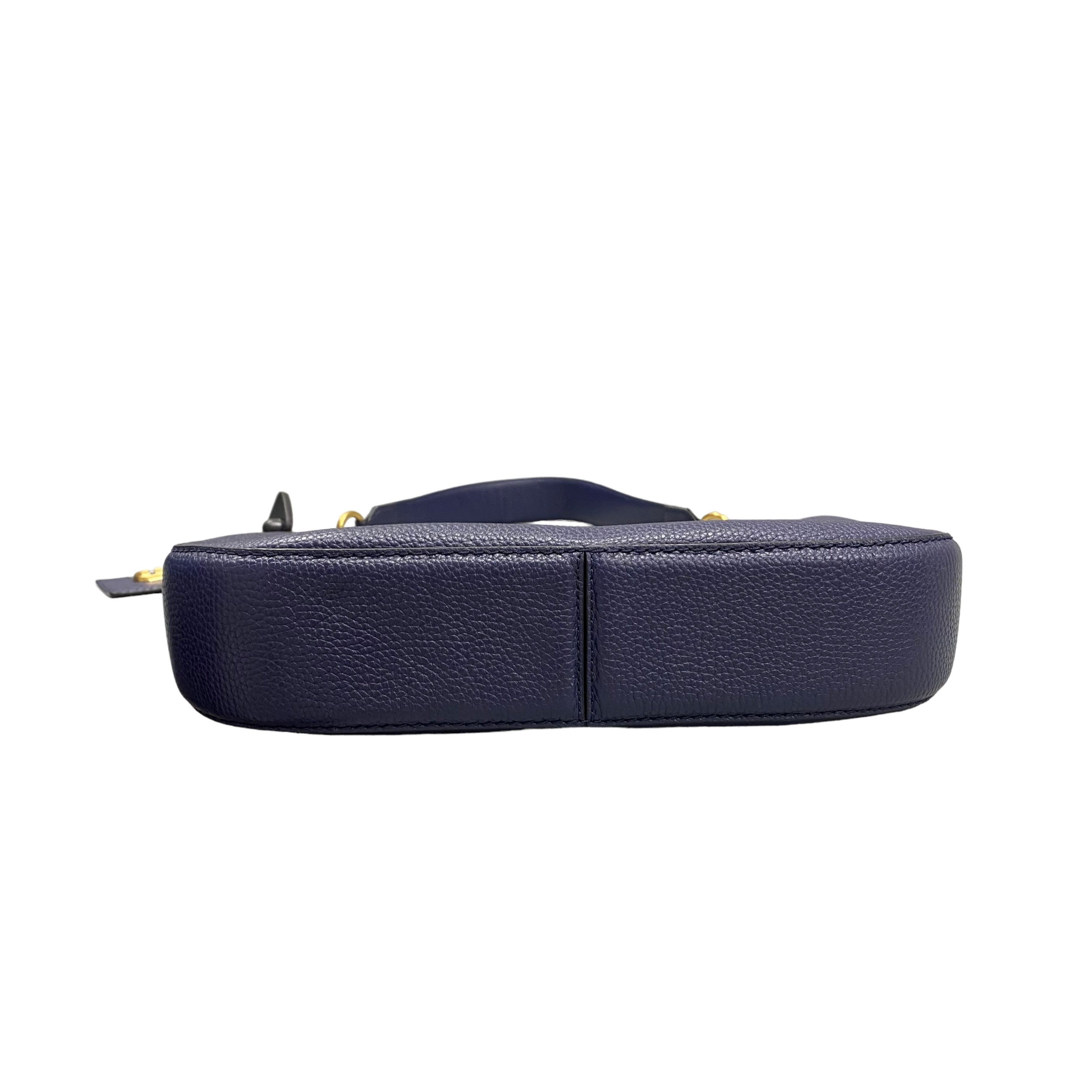 Navy Handbag Designer Marc Jacobs. Size Large
