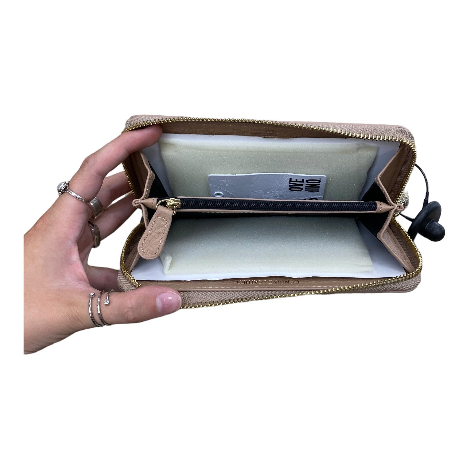 Wallet By Love Moschino. Size: Large
