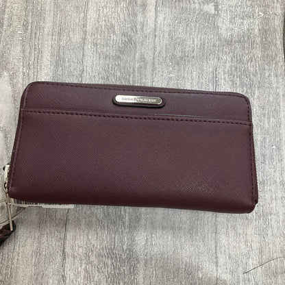 Wallet By Dana Buchman. Size: Large