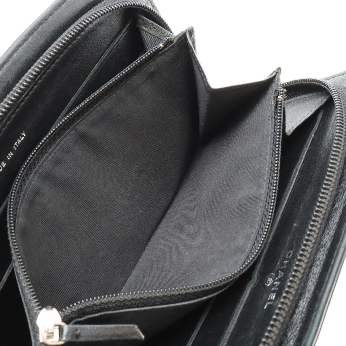 Top Quality Chanel Patent Leather Round Zip Wallet Black