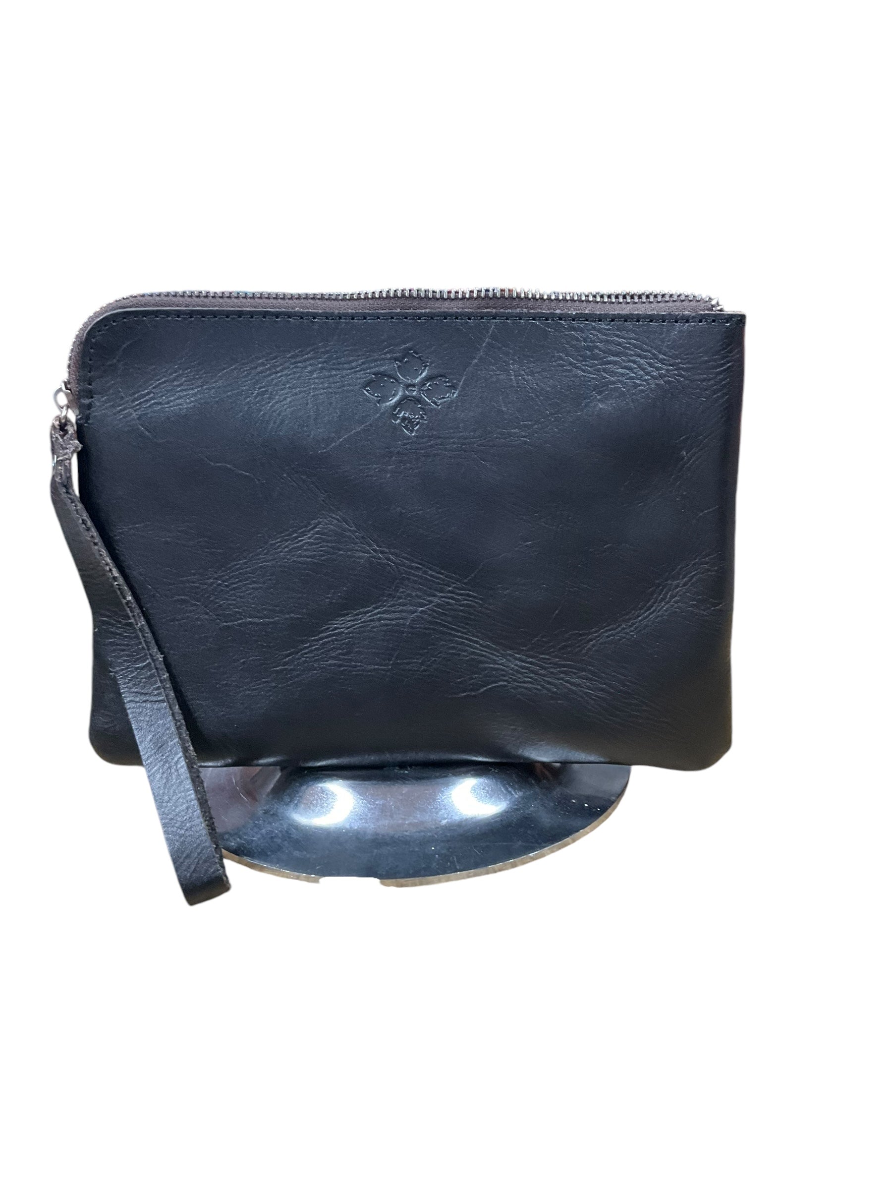 Wristlet Leather By Patricia Nash. Size: Large