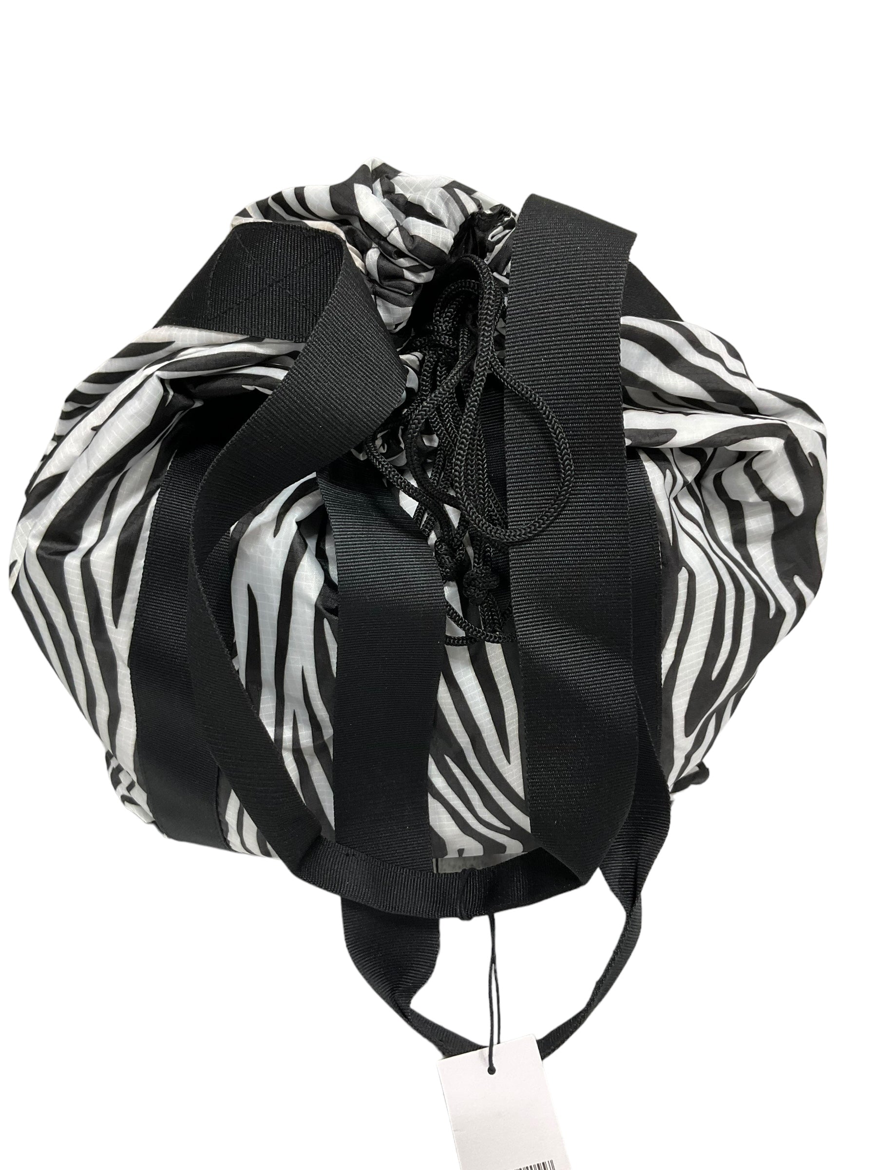 Black & White Backpack Ugg. Size Medium