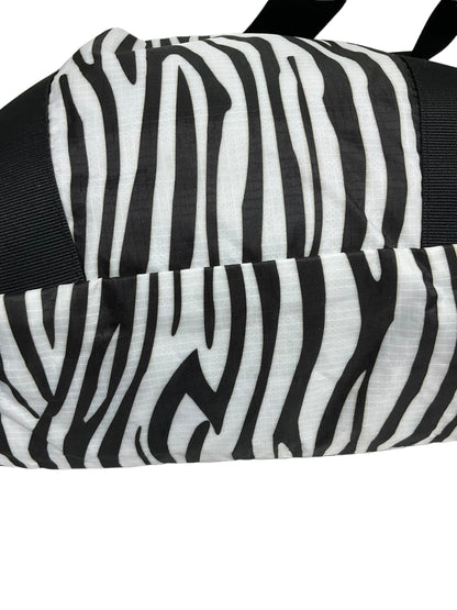 Black & White Backpack Ugg. Size Medium