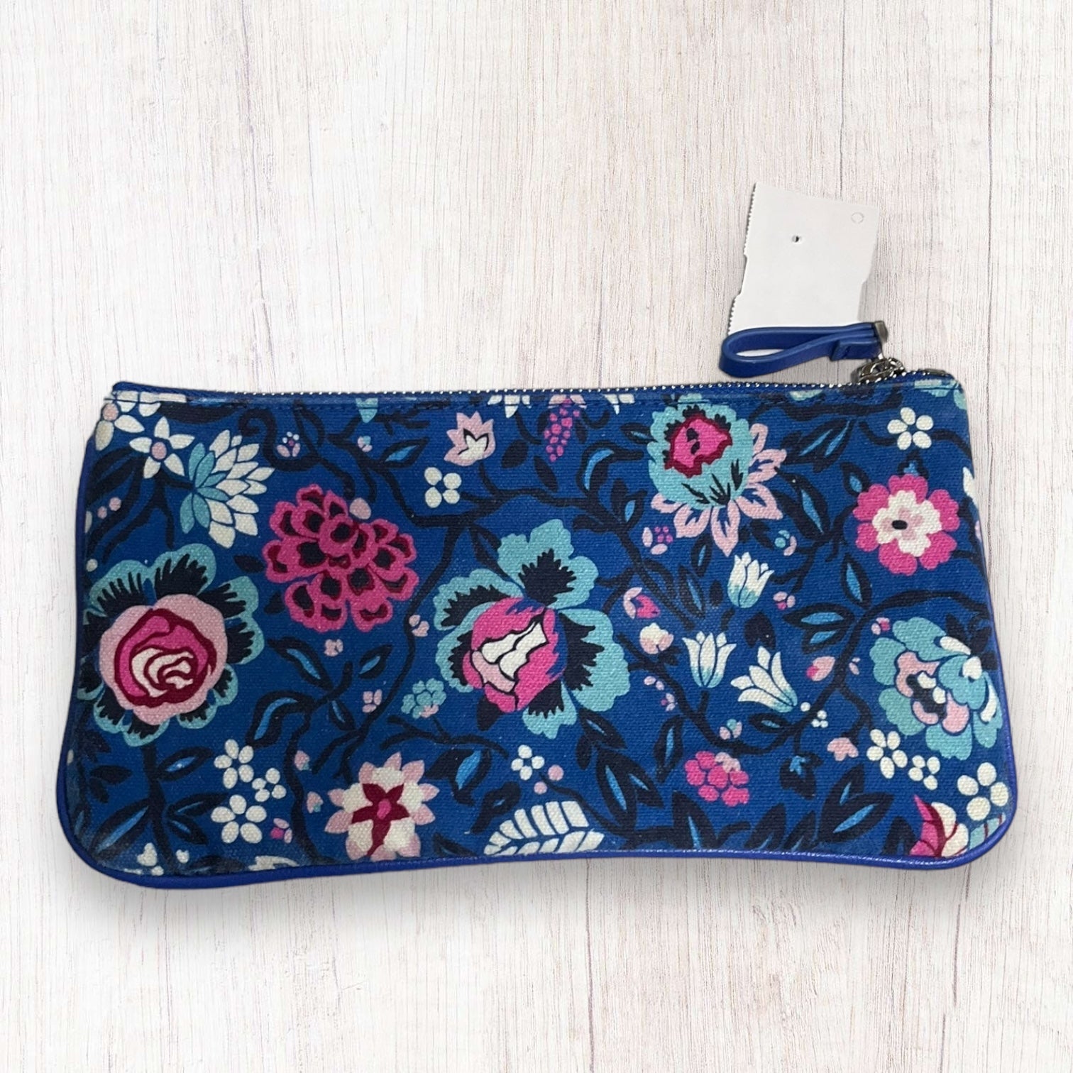 Makeup Bag Vera Bradley. Size Small
