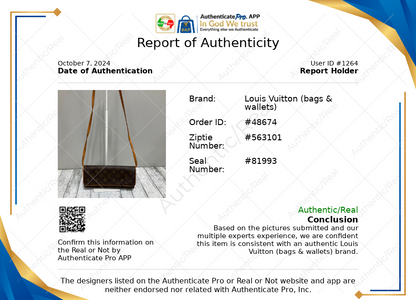 Crossbody Luxury Designer By Louis Vuitton. Size: Small