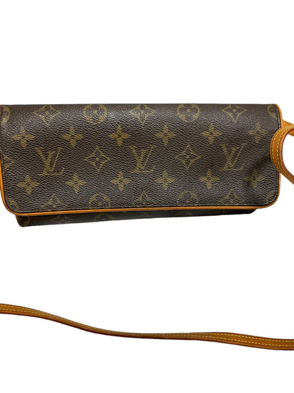 Crossbody Luxury Designer By Louis Vuitton. Size: Small