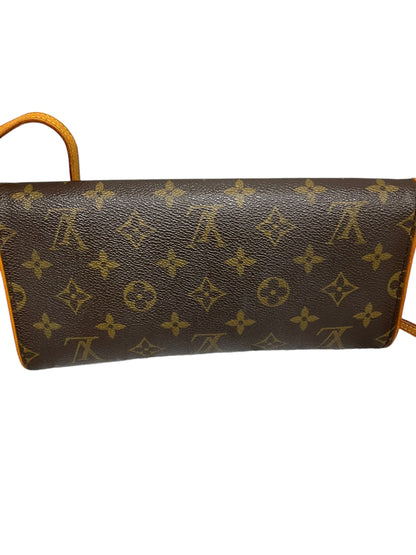 Crossbody Luxury Designer By Louis Vuitton. Size: Small