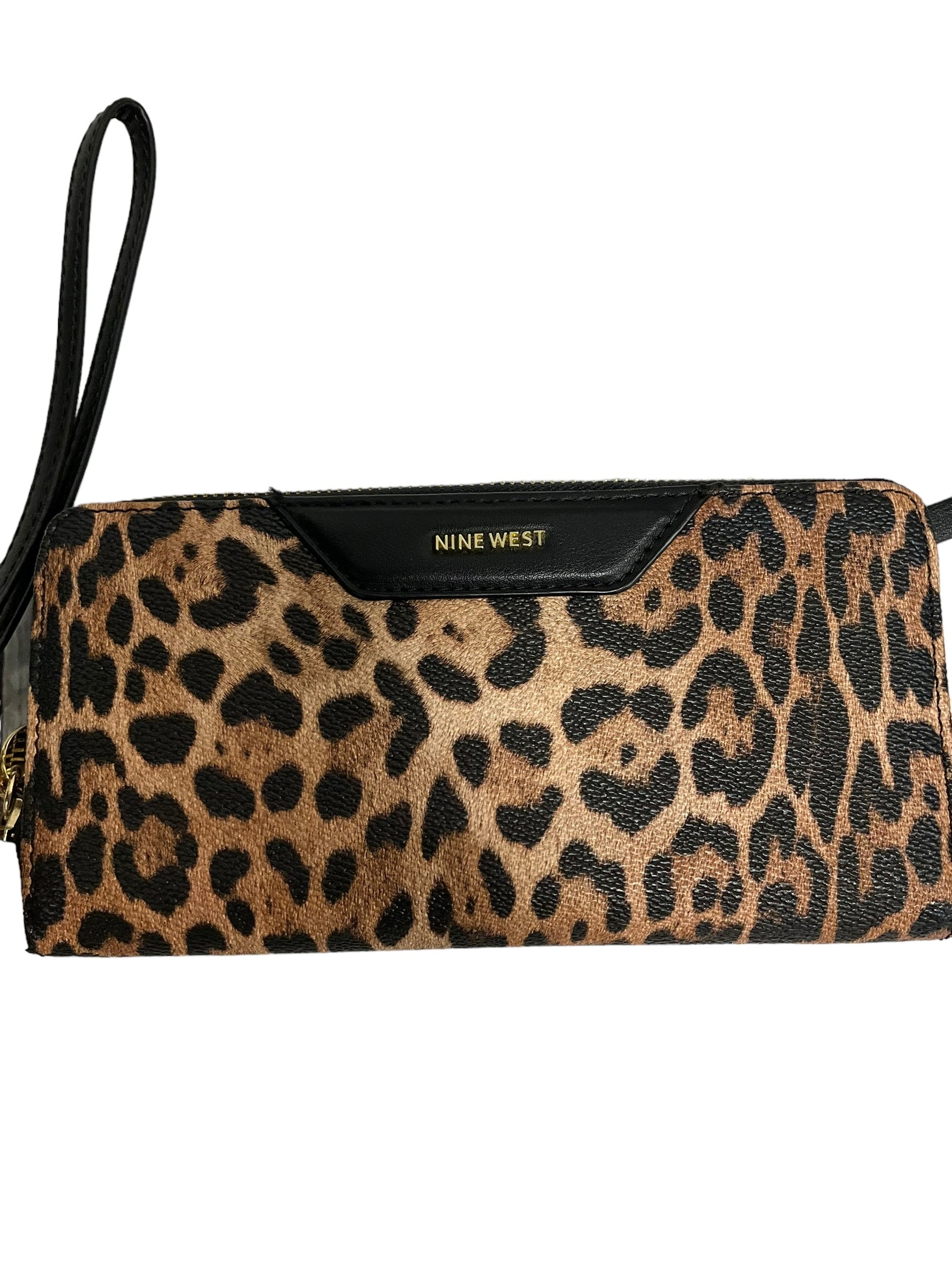 Wristlet Nine West. Size Medium
