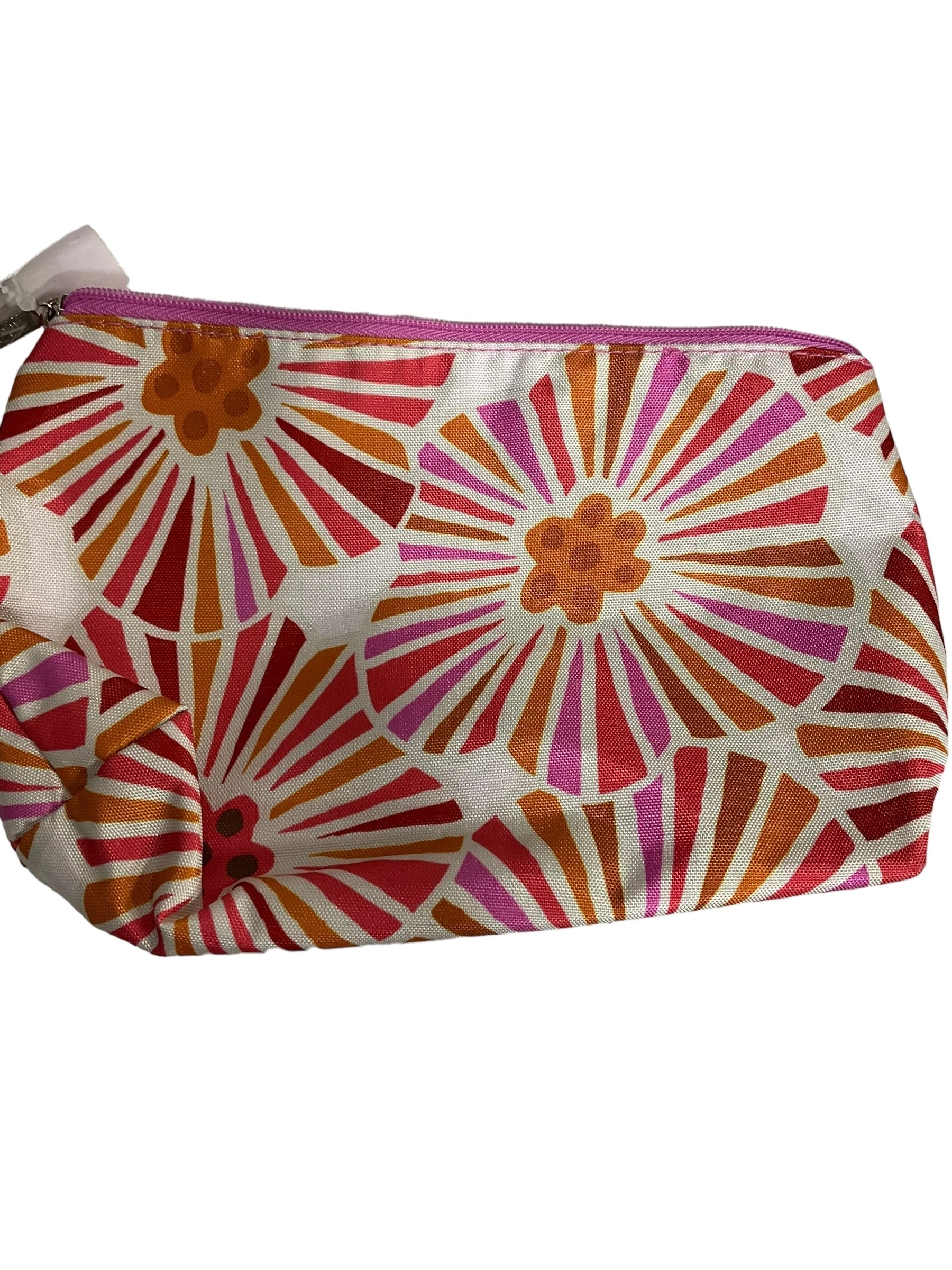 Clutch Clinique. Size Medium