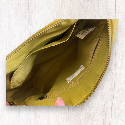 Crossbody A New Day. Size Medium