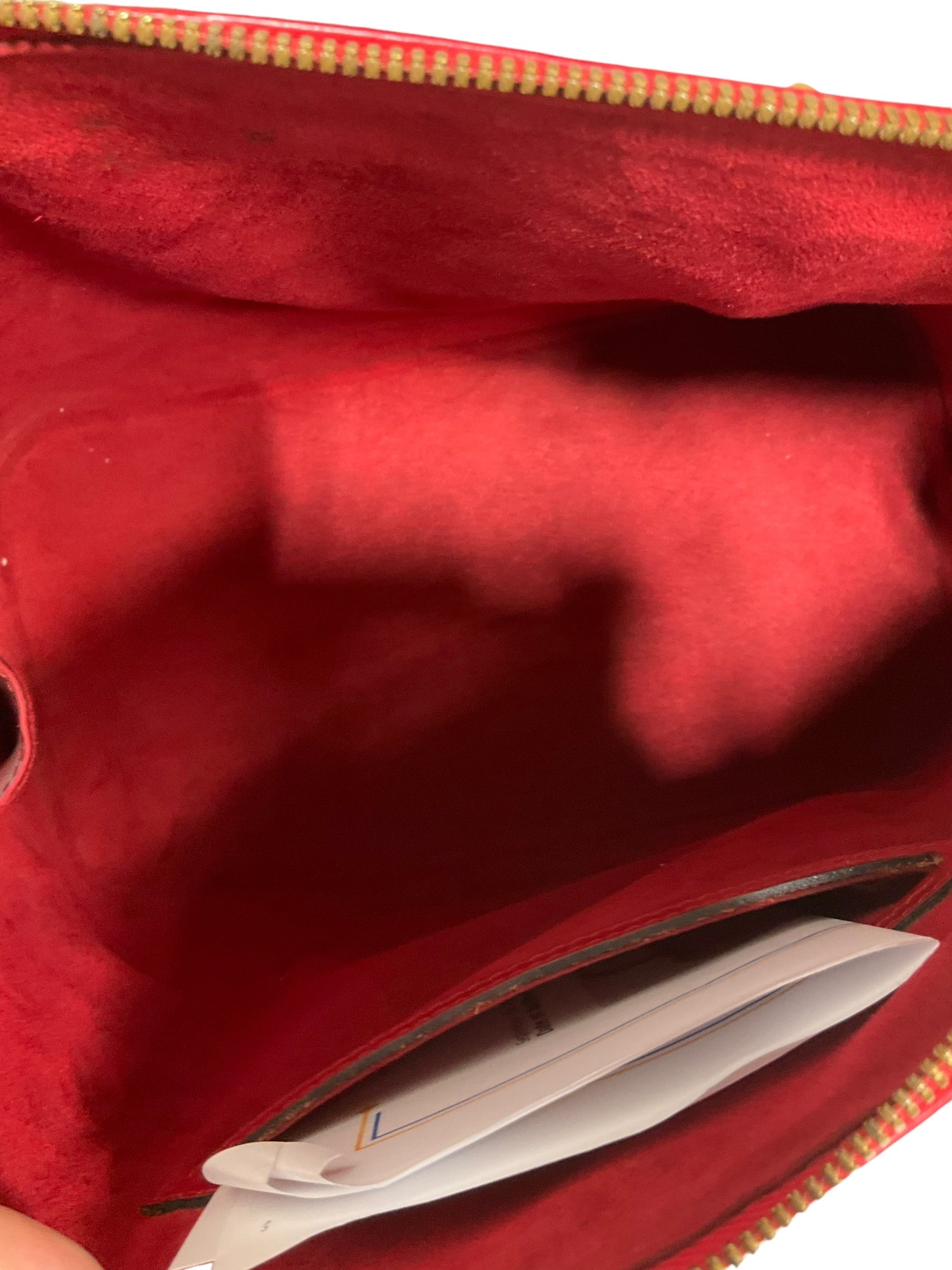 Handbag Luxury Designer By Louis Vuitton. Size: Medium