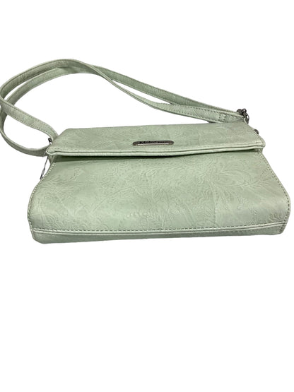 Crossbody Clothes Mentor. Size Medium