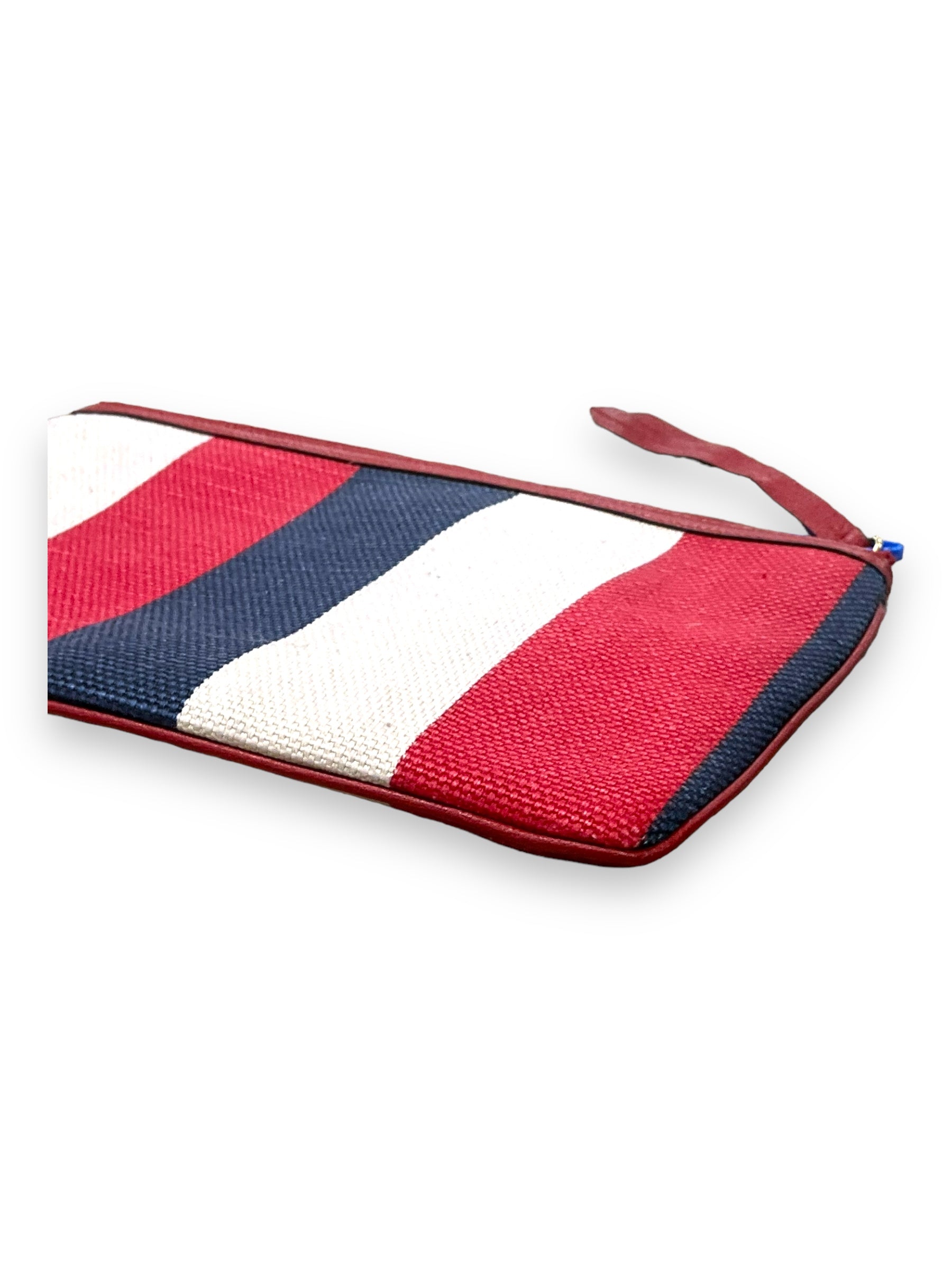 Clutch Luxury Designer Gucci. Size Medium