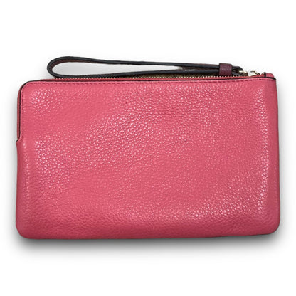 Wristlet Coach. Size Medium