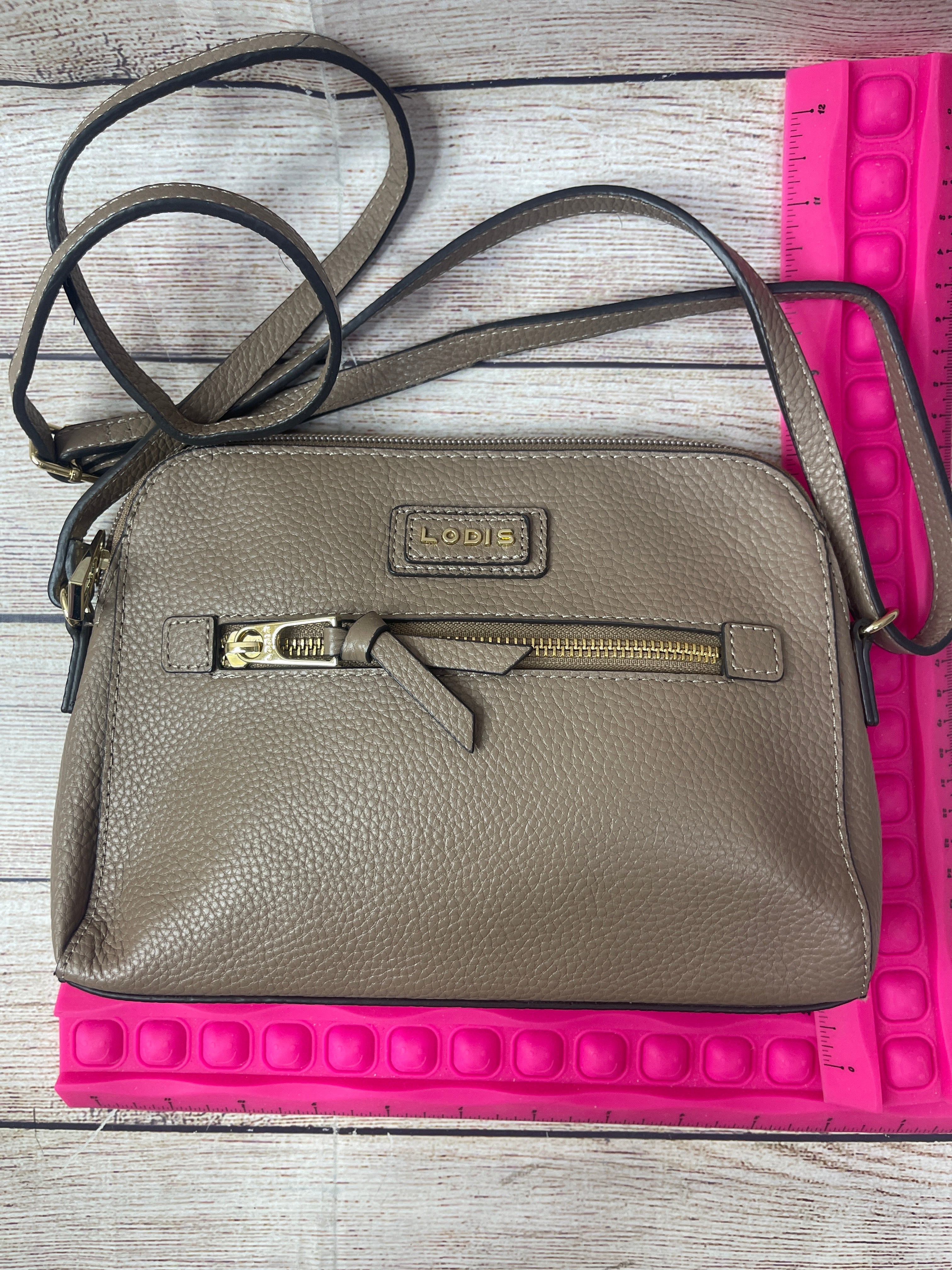 Crossbody Leather By Lodis. Size: Large