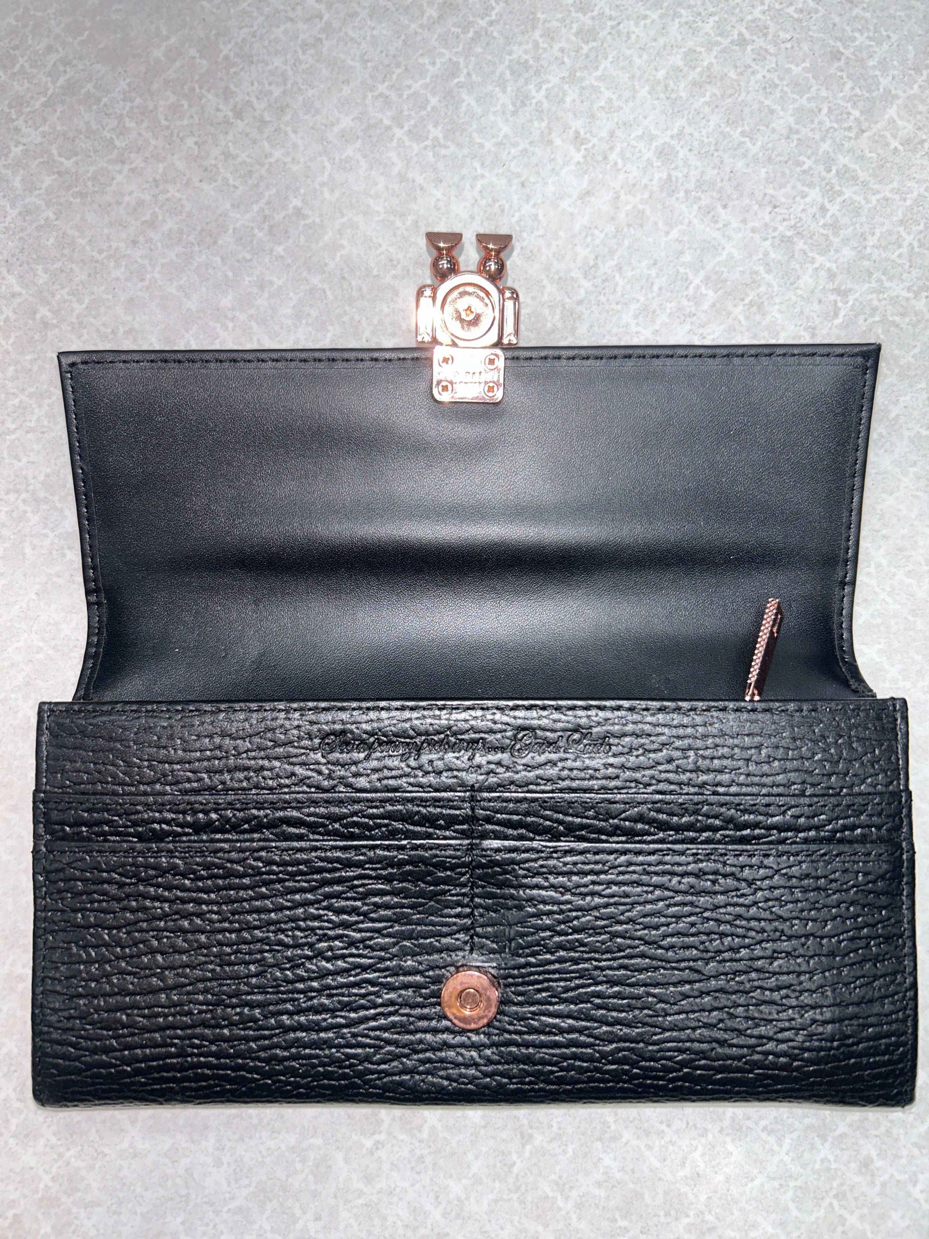 Wallet Designer Ted Baker. Size Large
