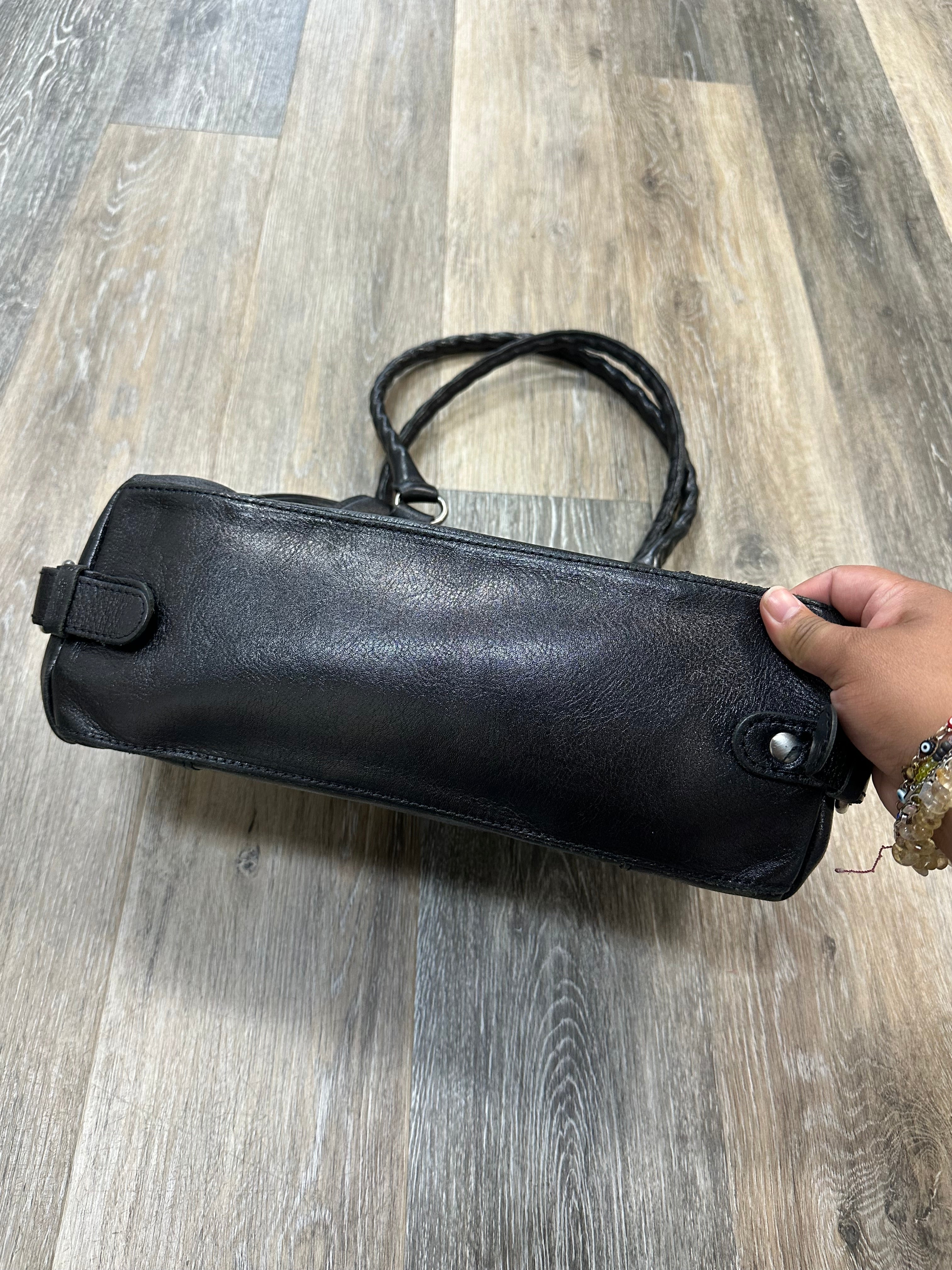 Handbag Designer By Patricia Nash. Size: Medium