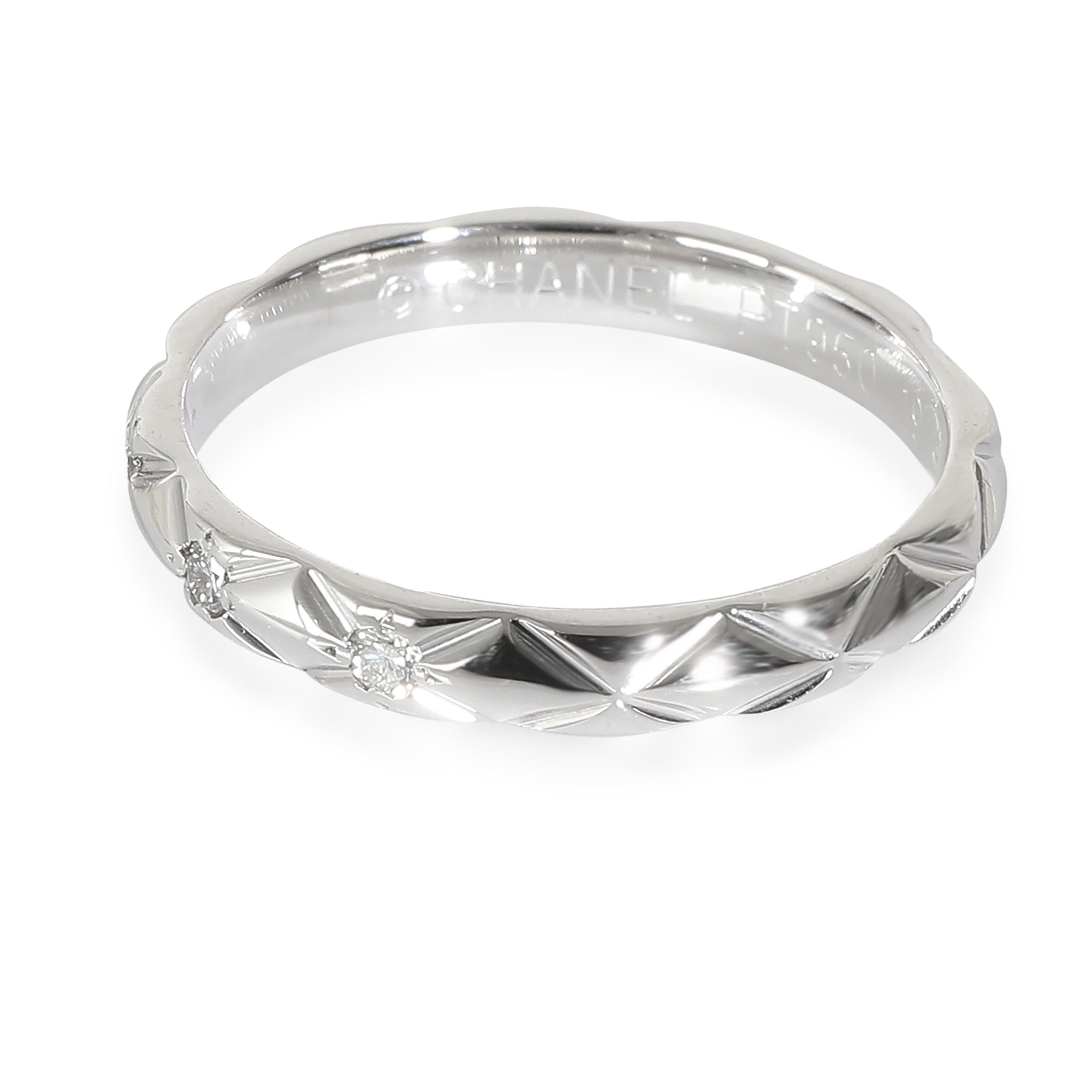 Top Quality Chanel Coco Crush Band in Platinum 0.04 CTW