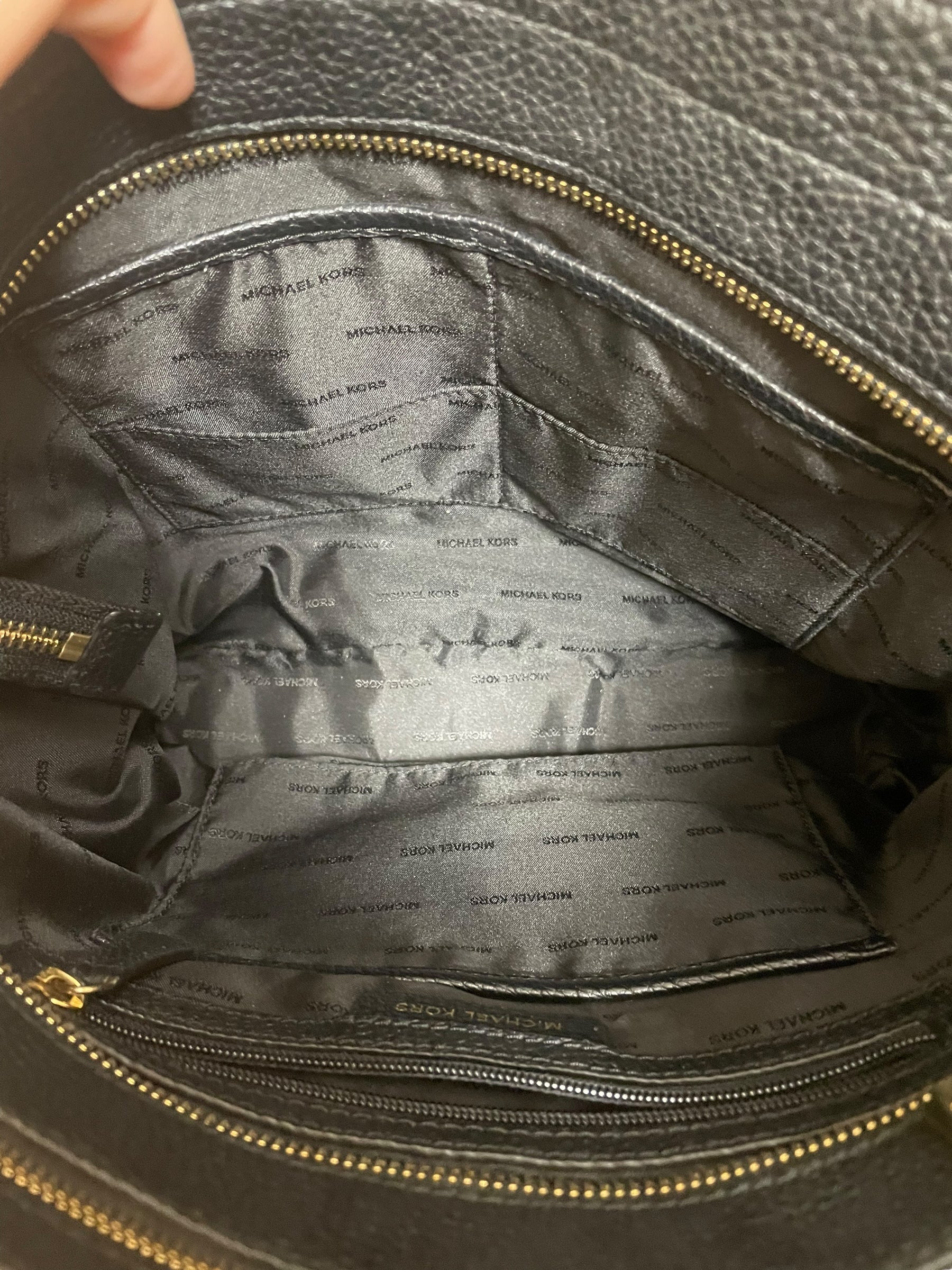 Handbag Designer By Michael Kors. Size: Large