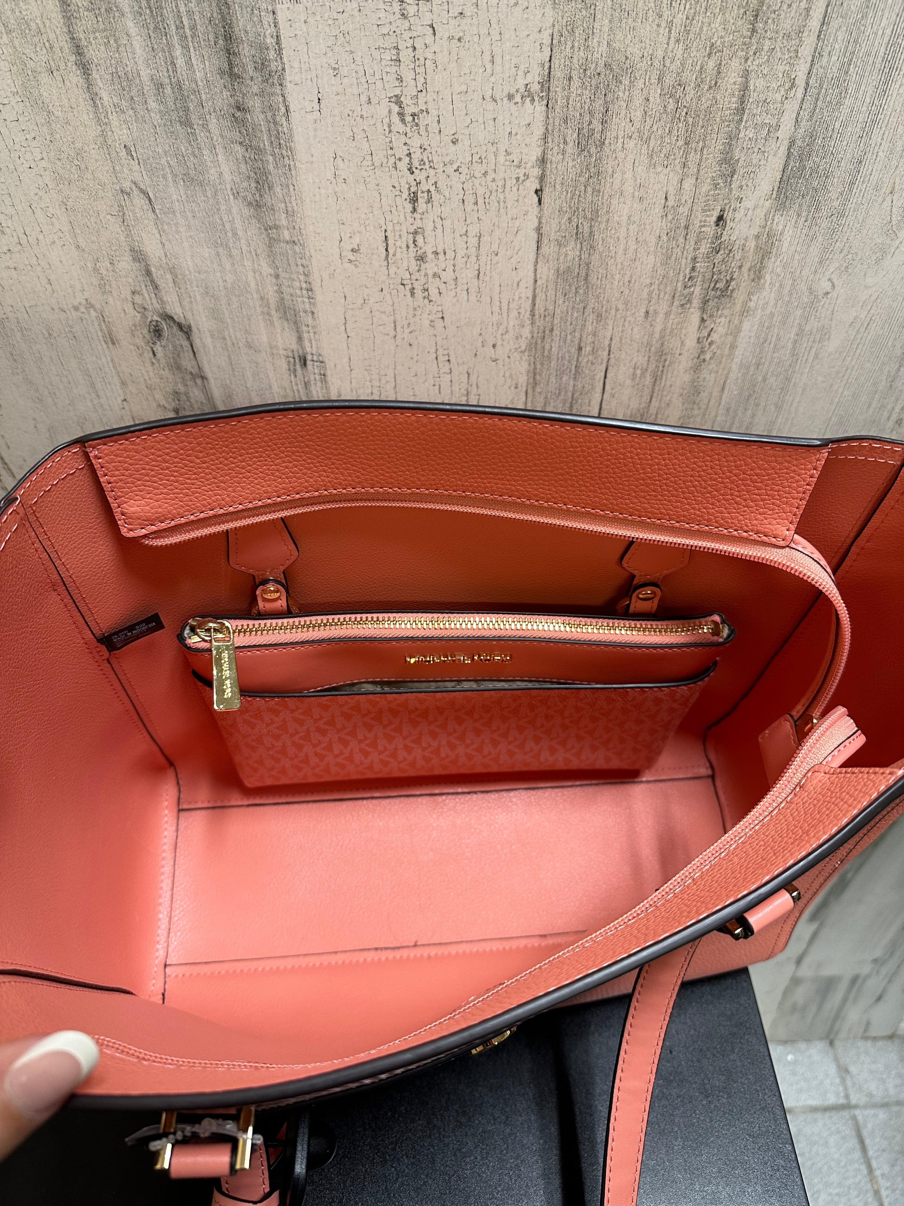 Handbag Designer Michael Kors. Size Large