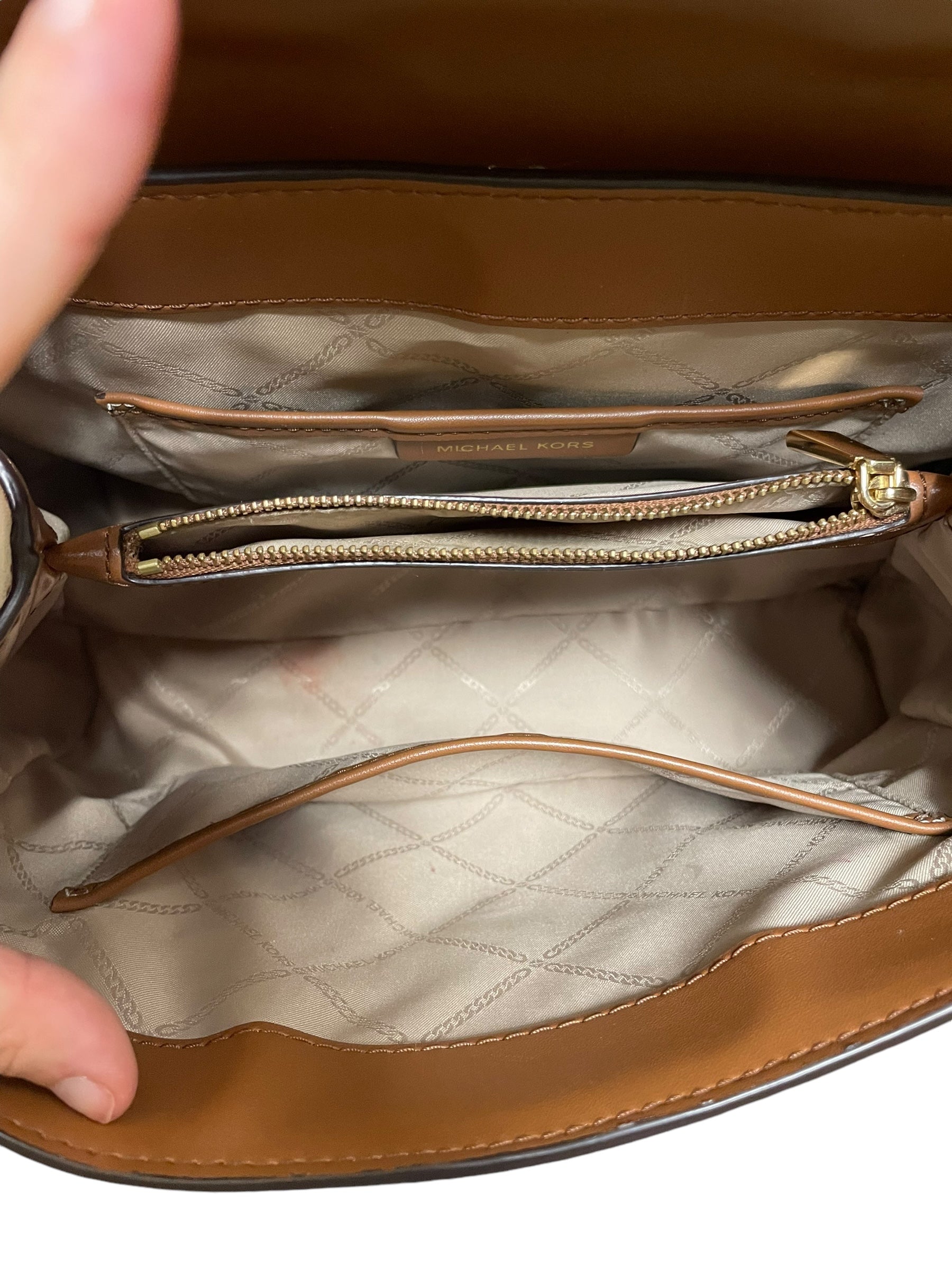 Handbag Designer By Michael Kors. Size: Medium