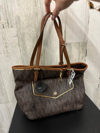 Handbag Designer Michael Kors. Size Medium