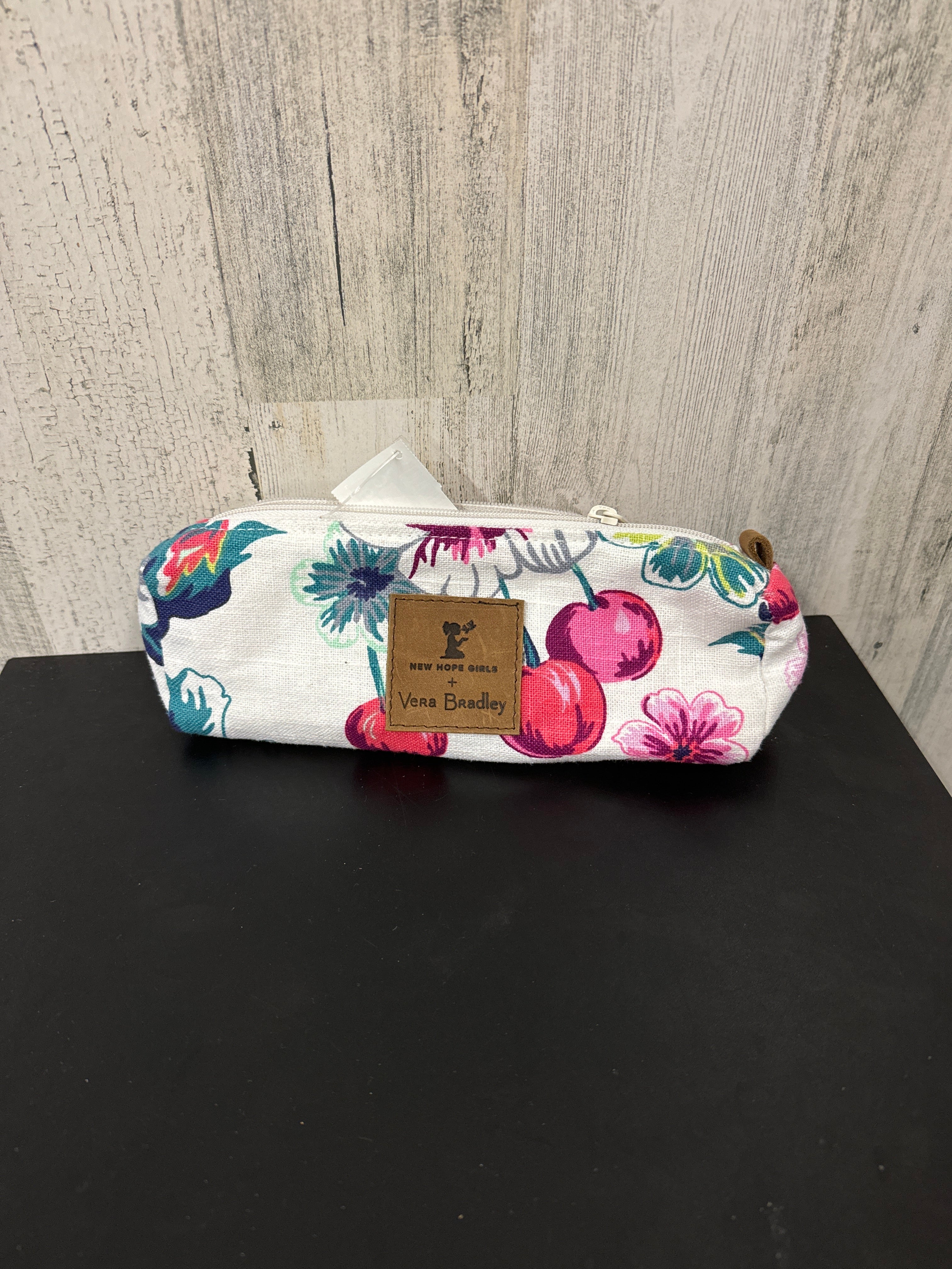 Makeup Bag Vera Bradley. Size Medium
