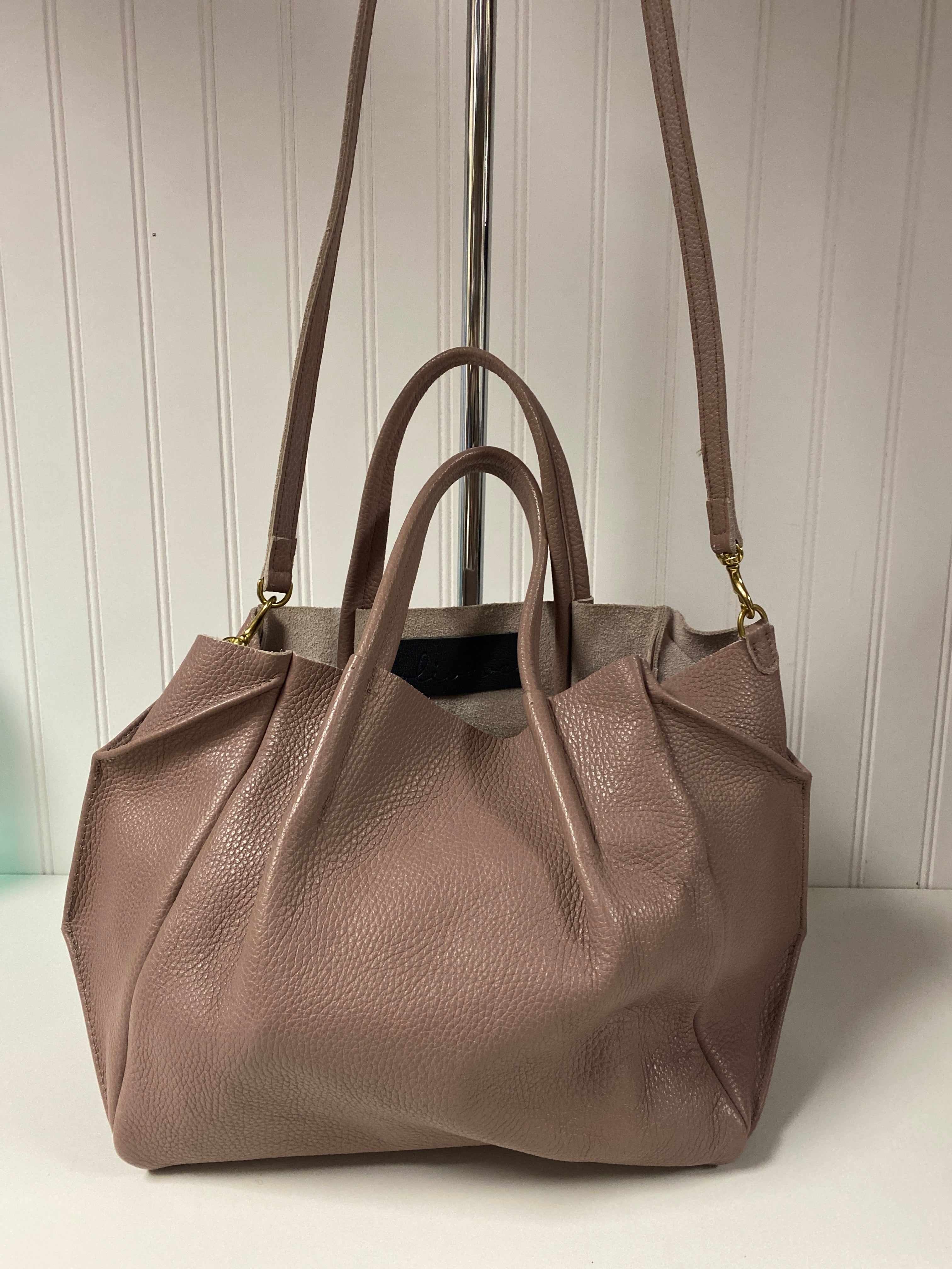 Handbag Leather By Cma. Size: Medium