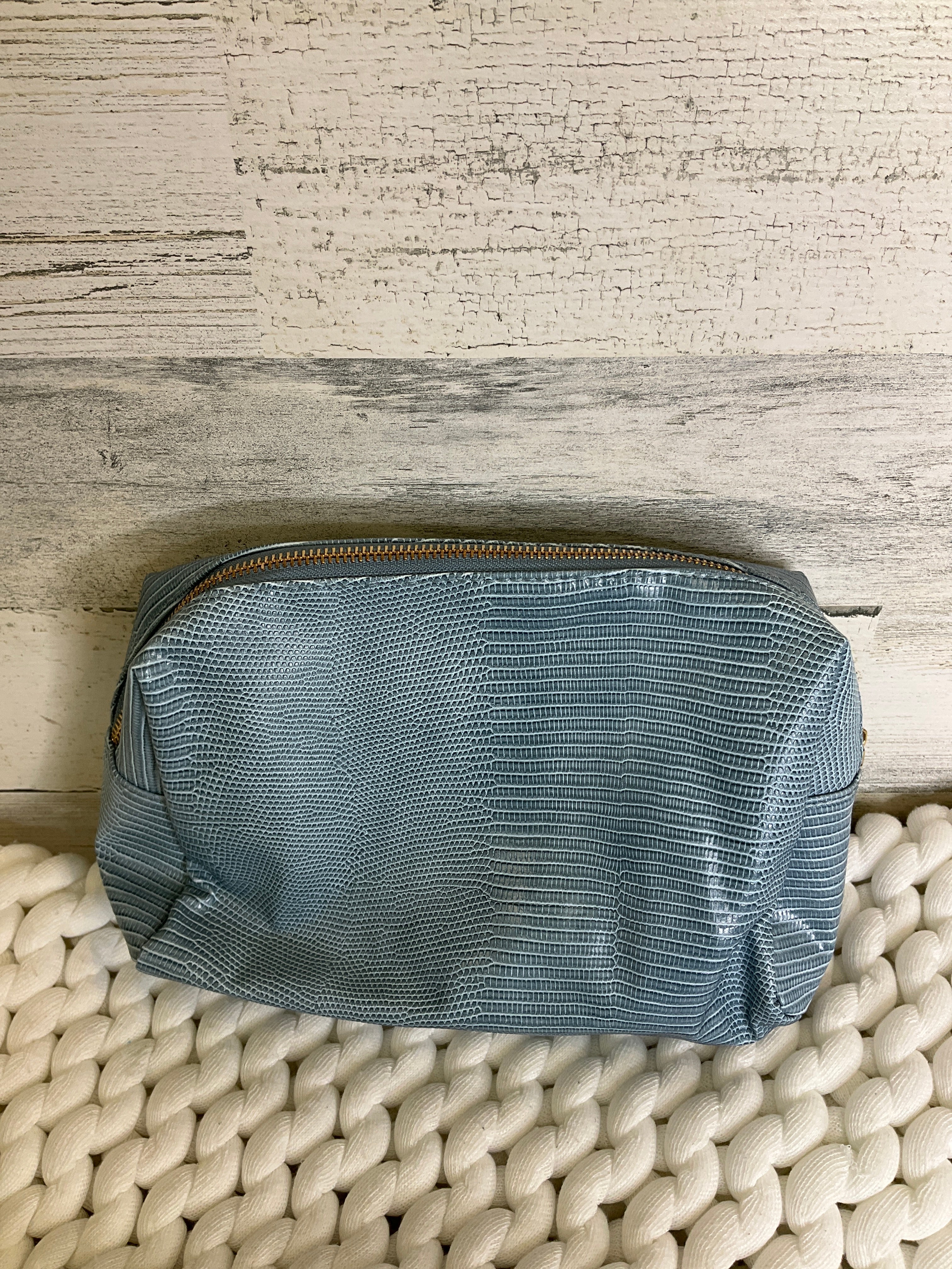 Makeup Bag Vince Camuto. Size Small
