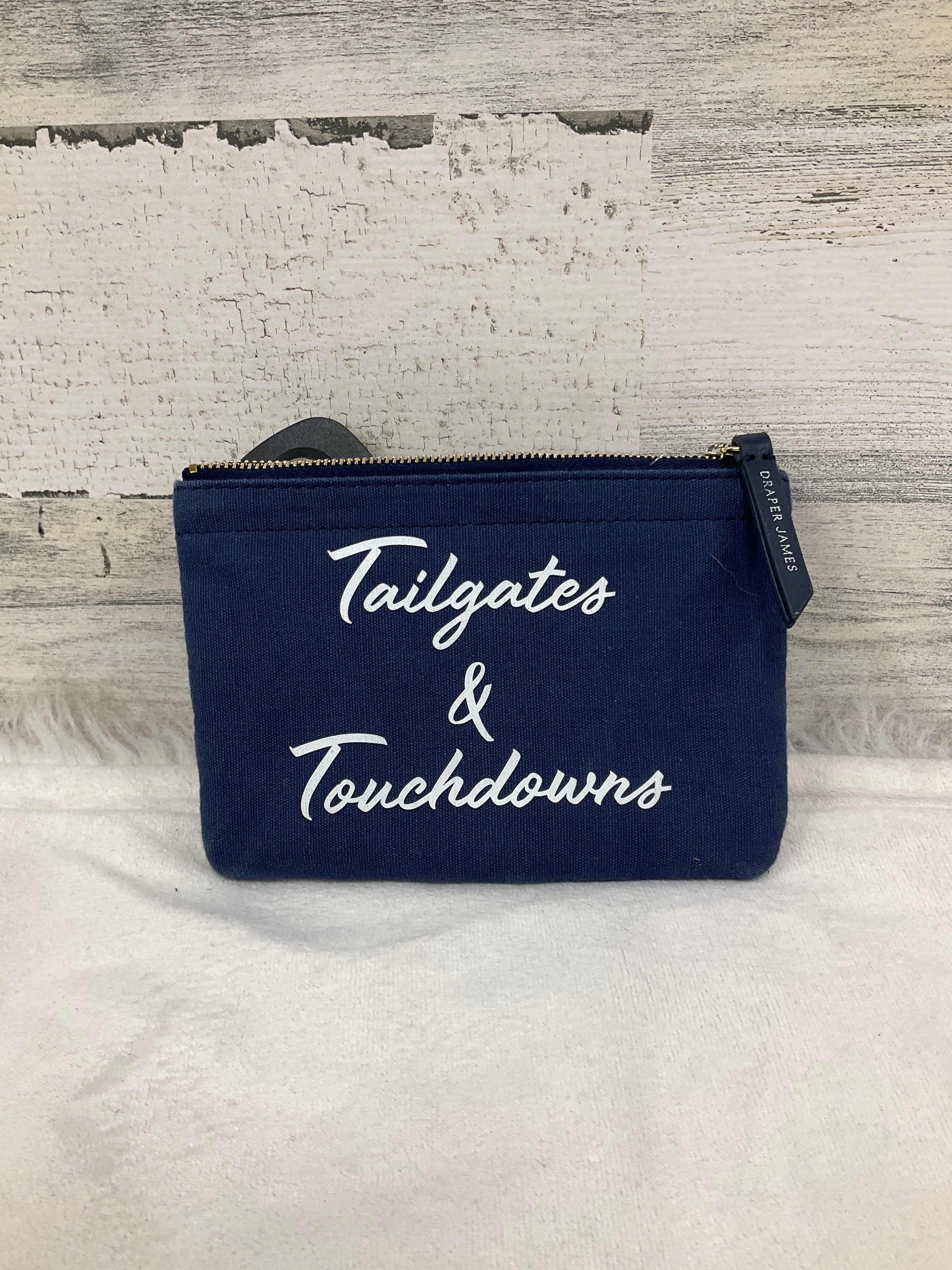Coin Purse By Clothes Mentor. Size: Small