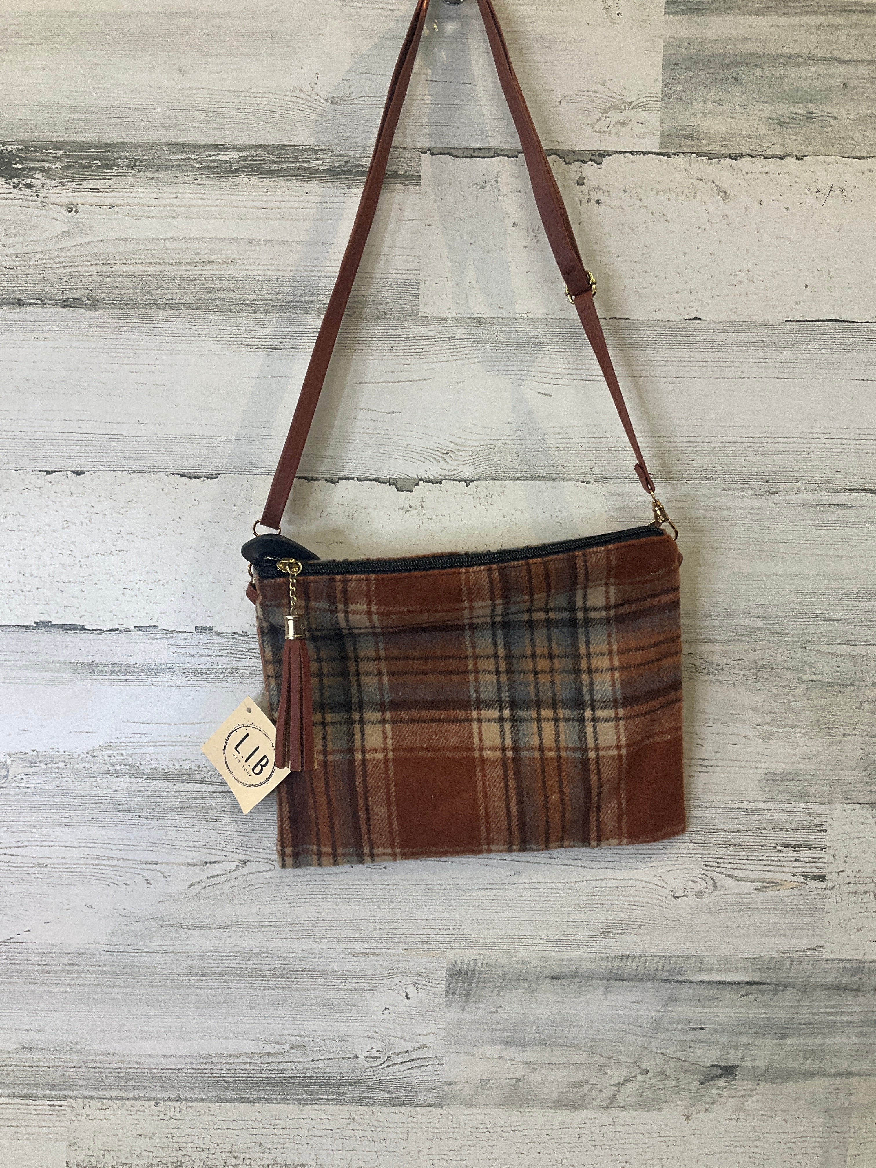 Handbag By Clothes Mentor. Size: Small