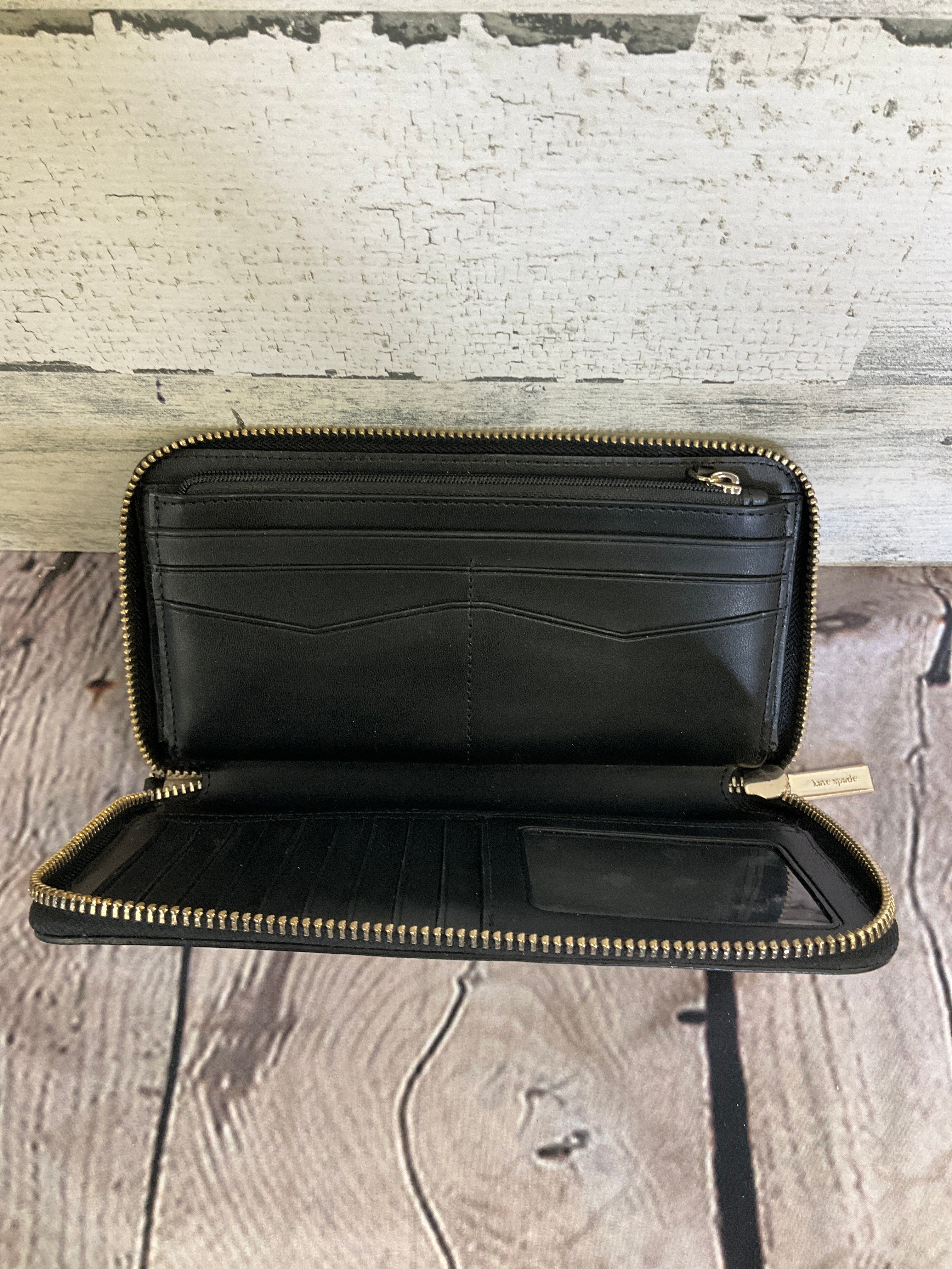 Wallet Leather Kate Spade. Size Medium