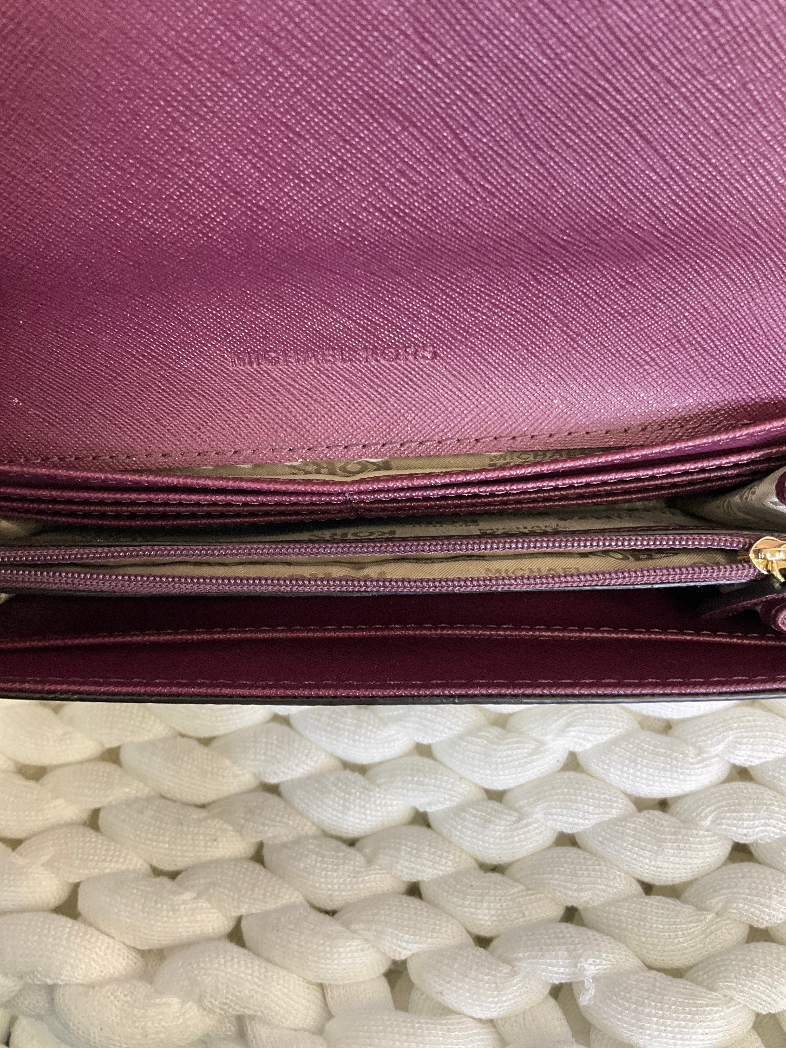 Wallet Leather By Michael Kors. Size: Medium