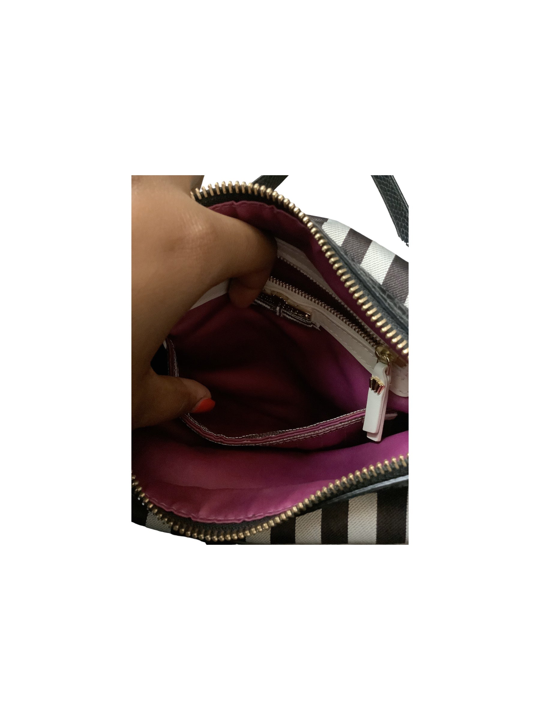 Handbag Designer By Henri Bendel. Size: Small