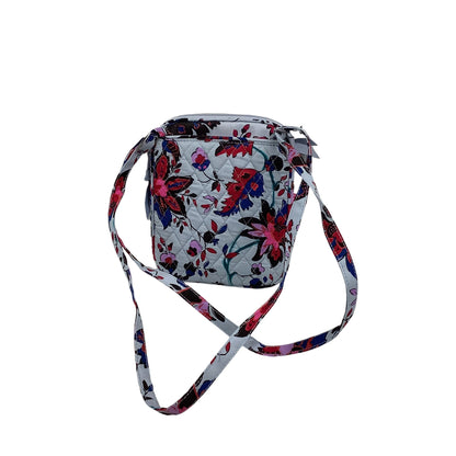 Crossbody By Vera Bradley. Size: Medium