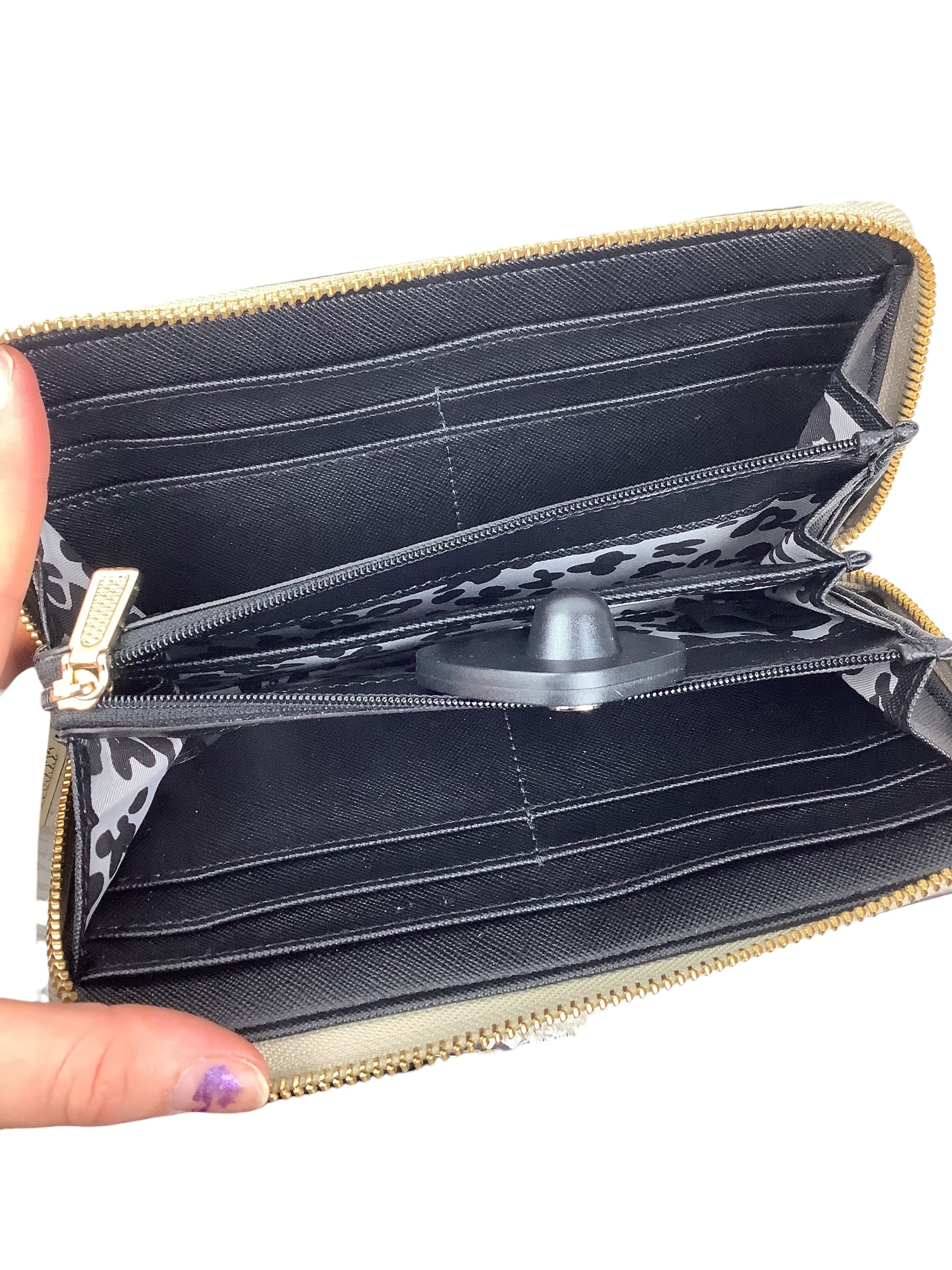 Wallet Designer Rebecca Minkoff. Size Medium