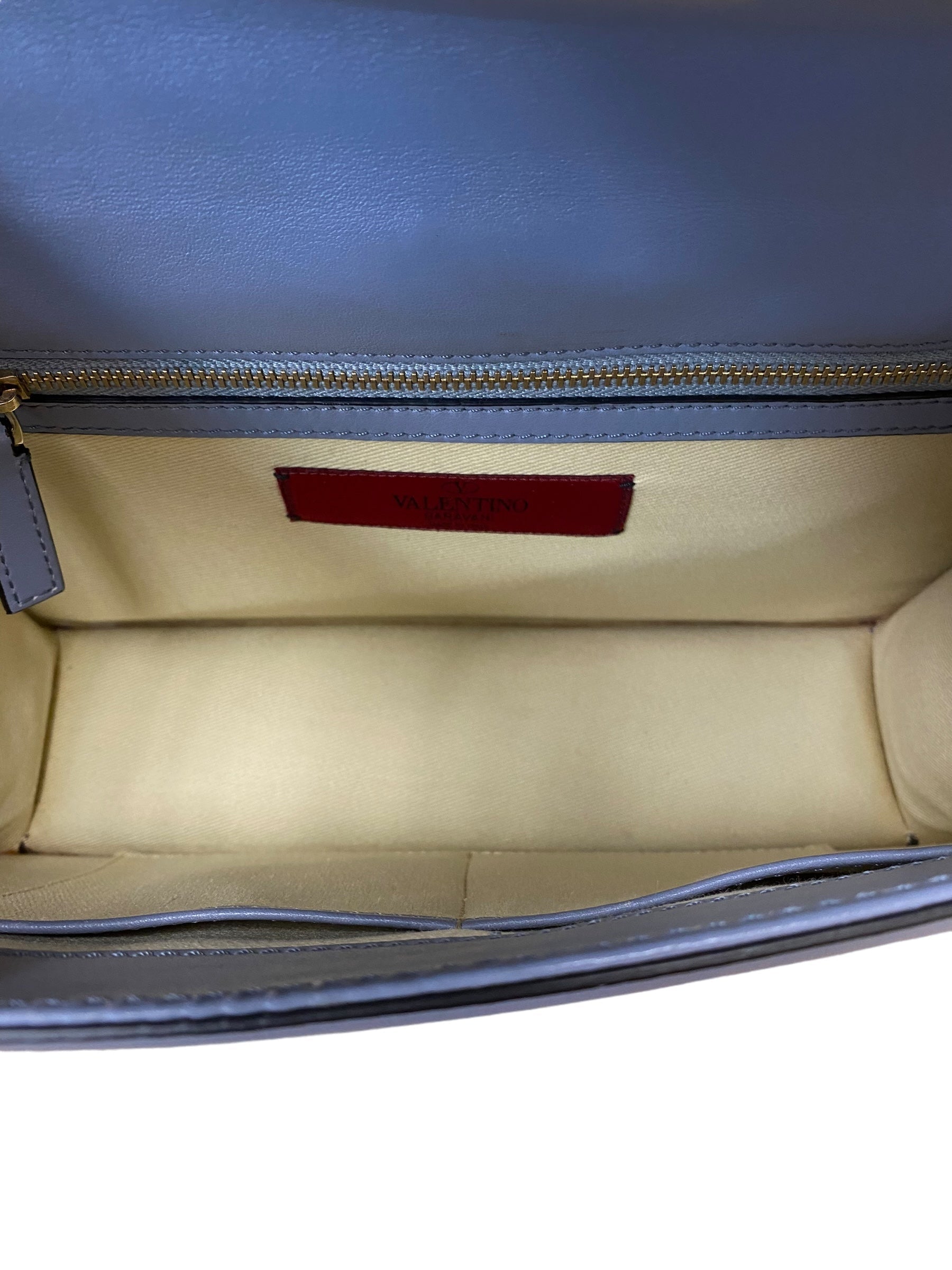 Crossbody Luxury Designer Valentino-garavani. Size Medium