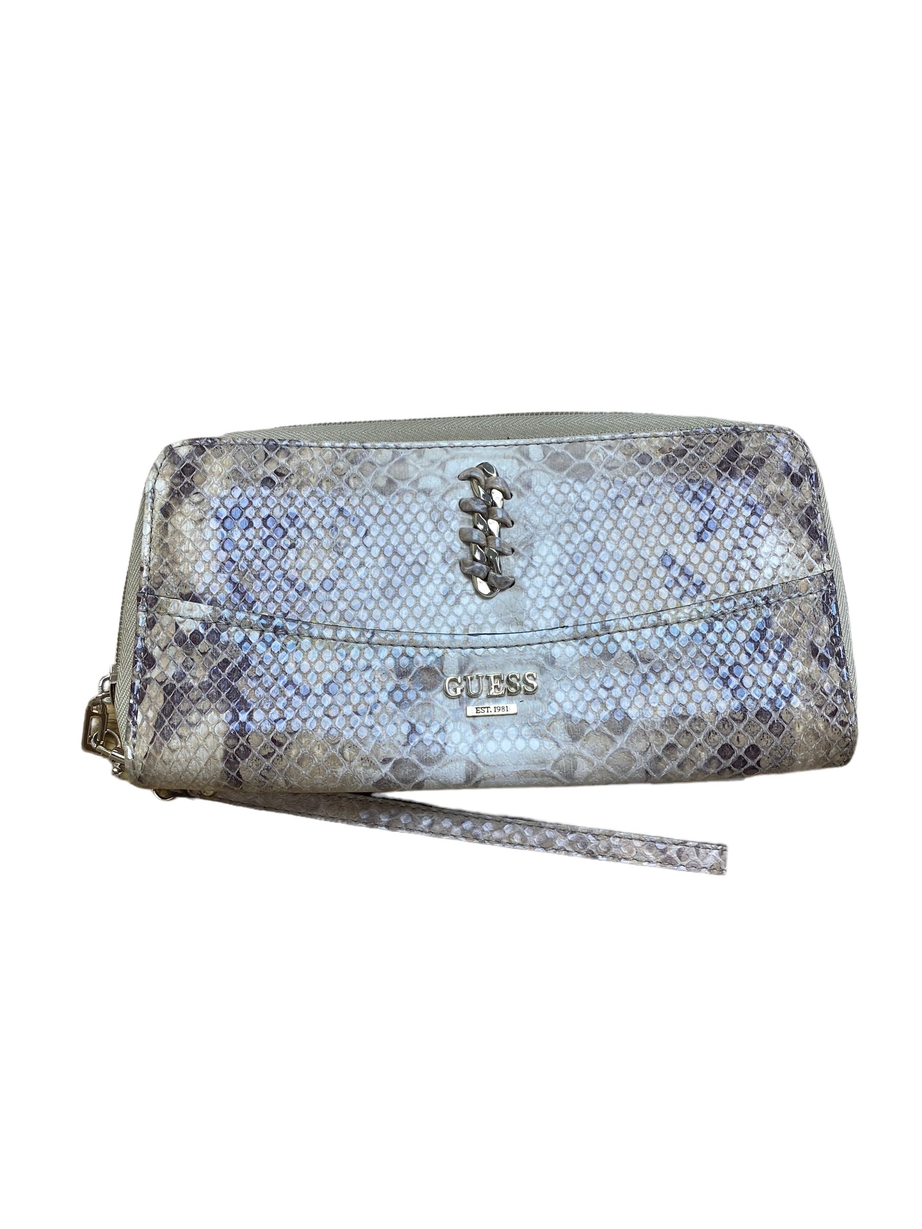Wallet Guess. Size Medium