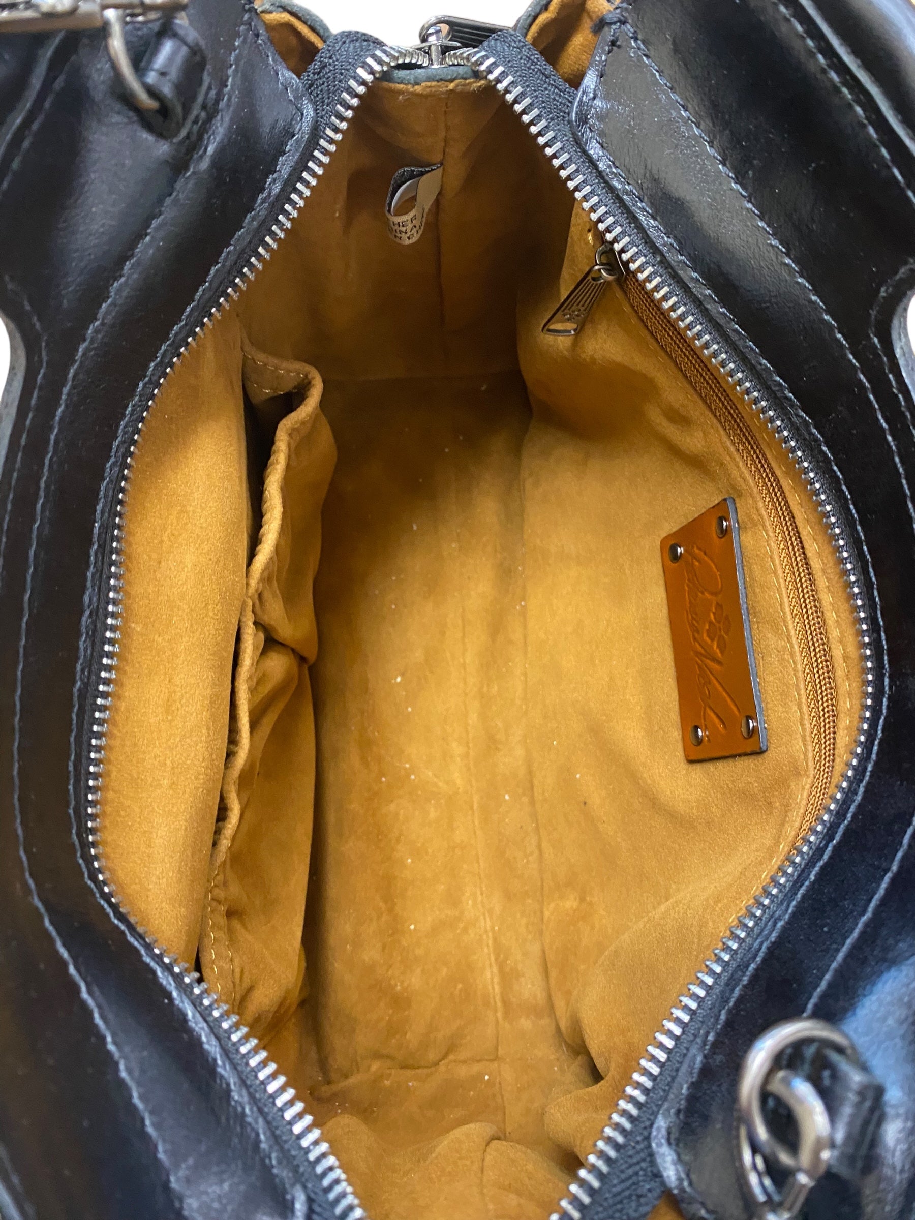 Crossbody Designer By Patricia Nash. Size: Medium