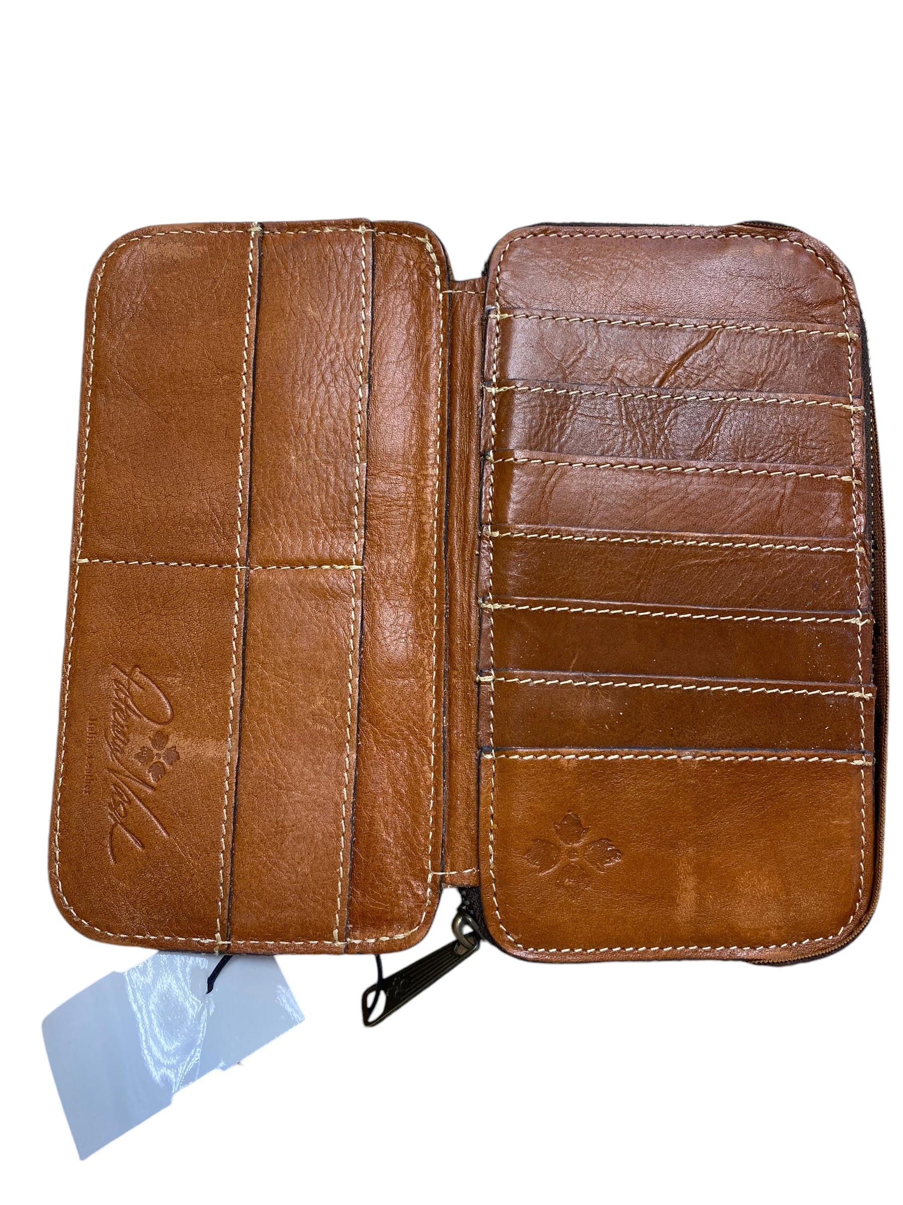 Wallet Designer By Patricia Nash. Size: Medium